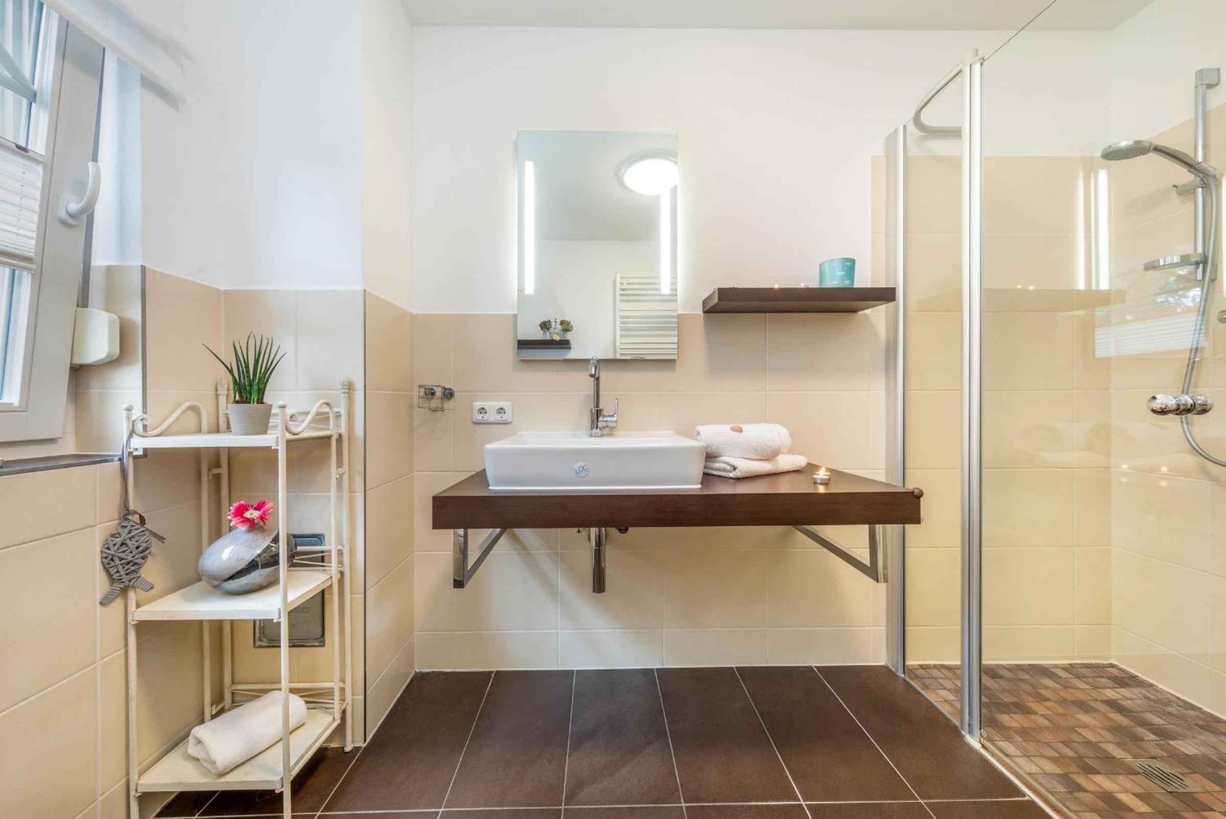 Arielle Nr. 1 en Zingst — bathroom