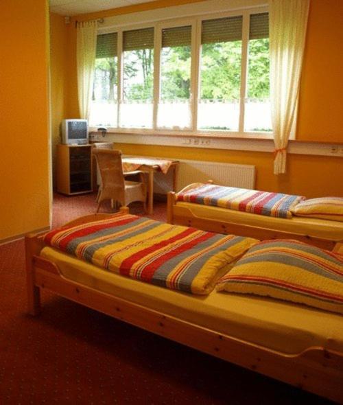 Econo Motel Goelzer