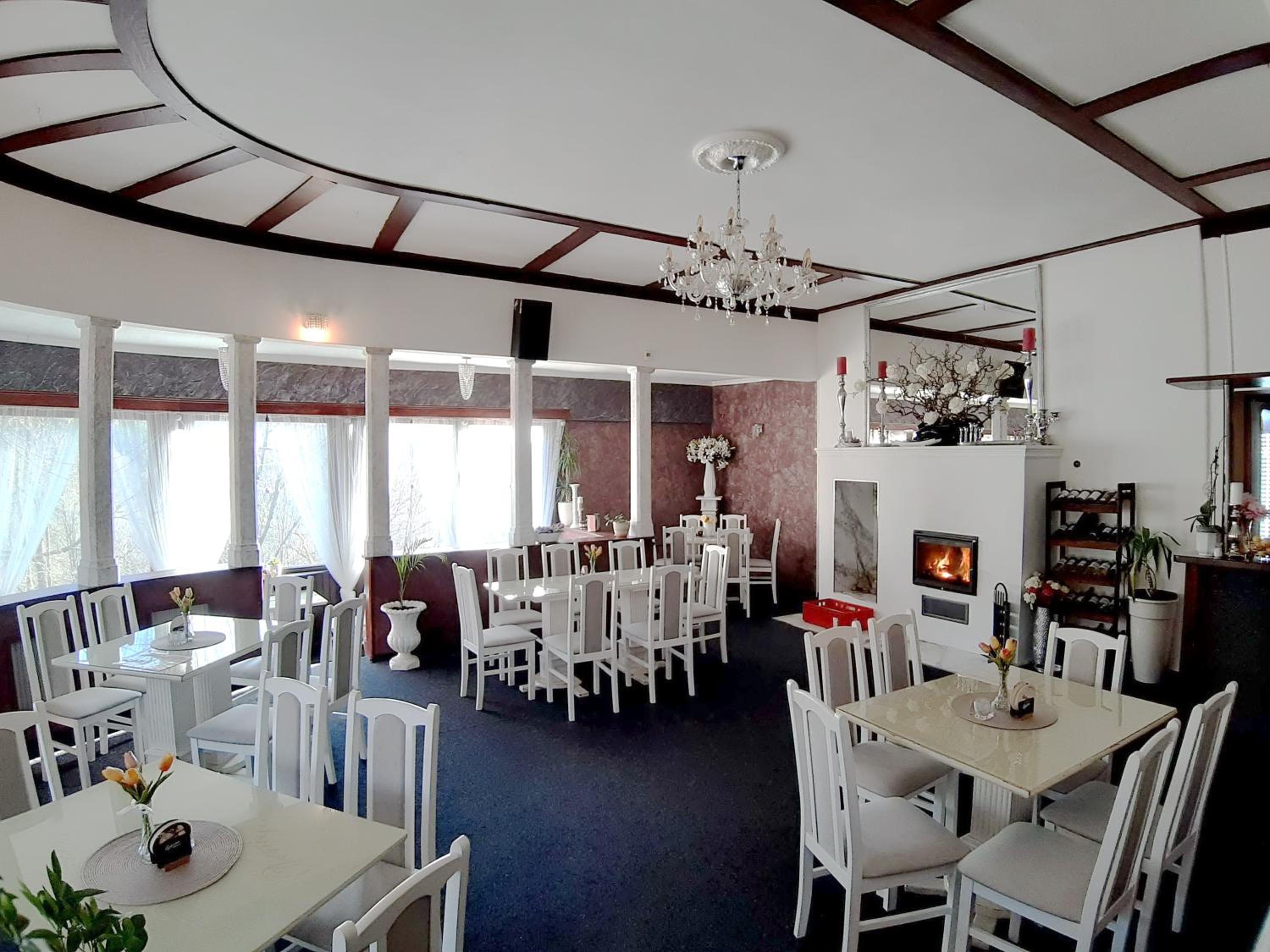 Penzion a Restaurace Belveder Romantico, Mini-zoo, Free parking