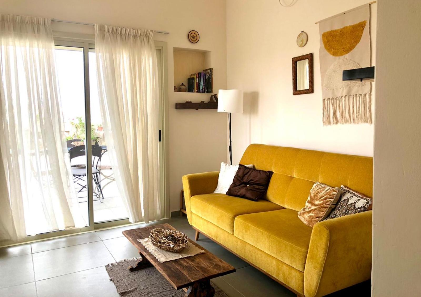 יעלת חן Ya'alat hen view 4