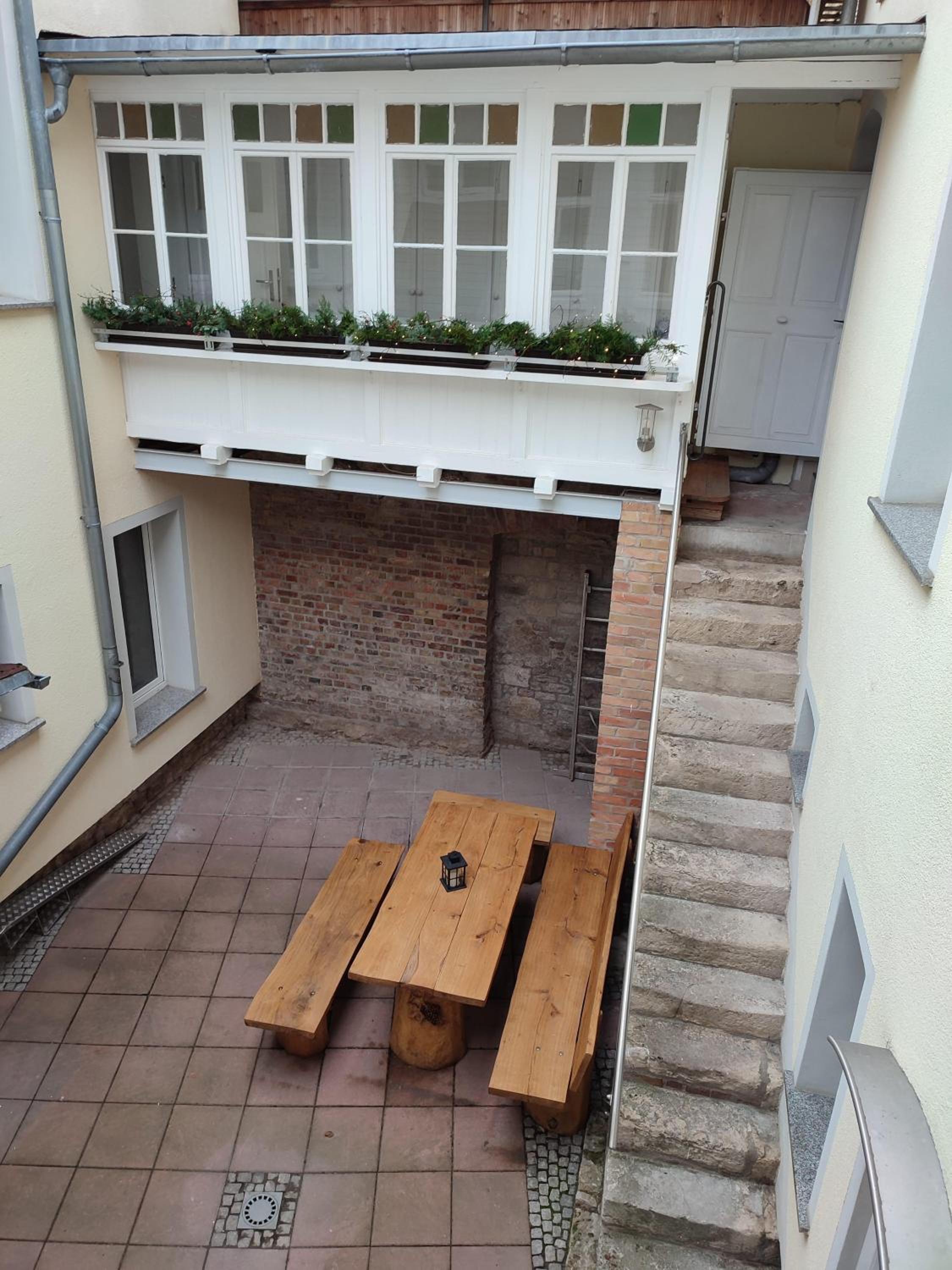 Photo 48