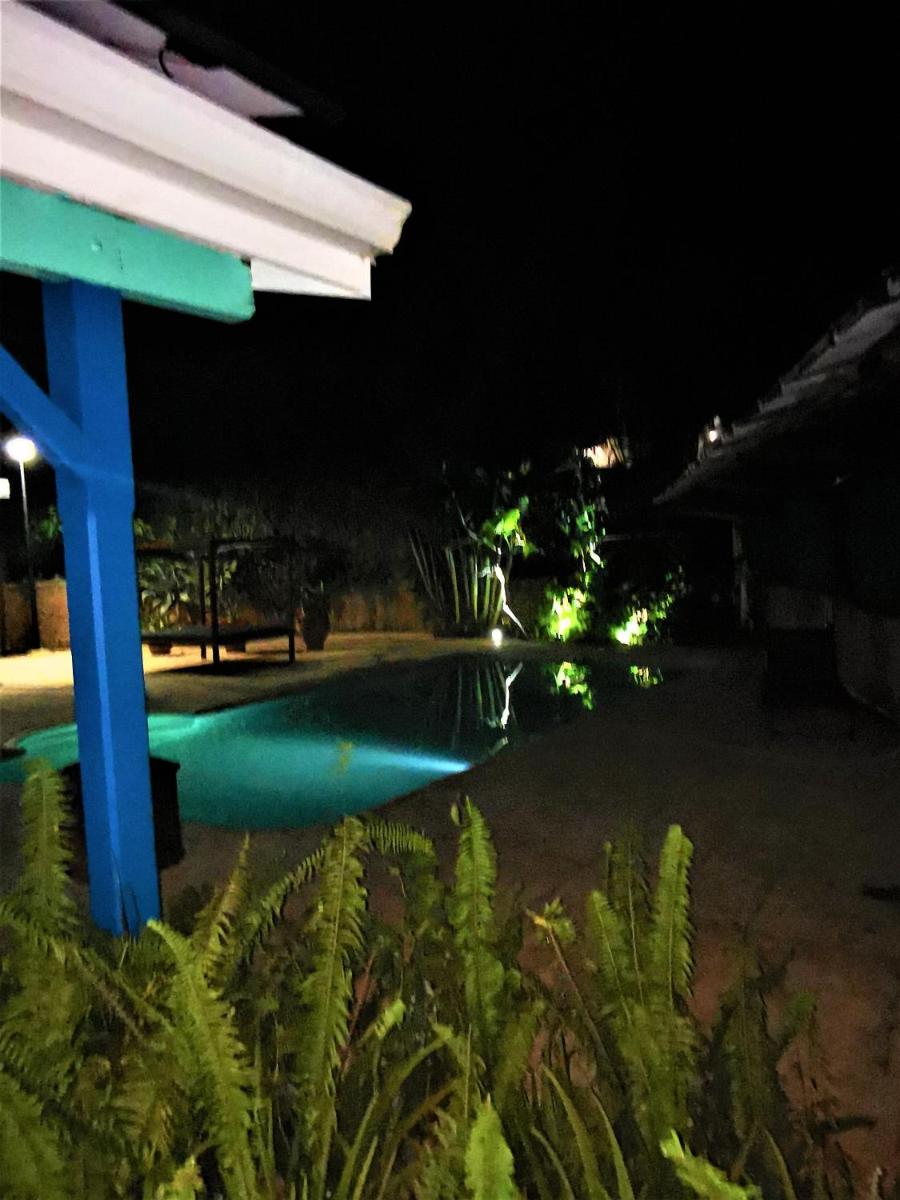 Photo 33