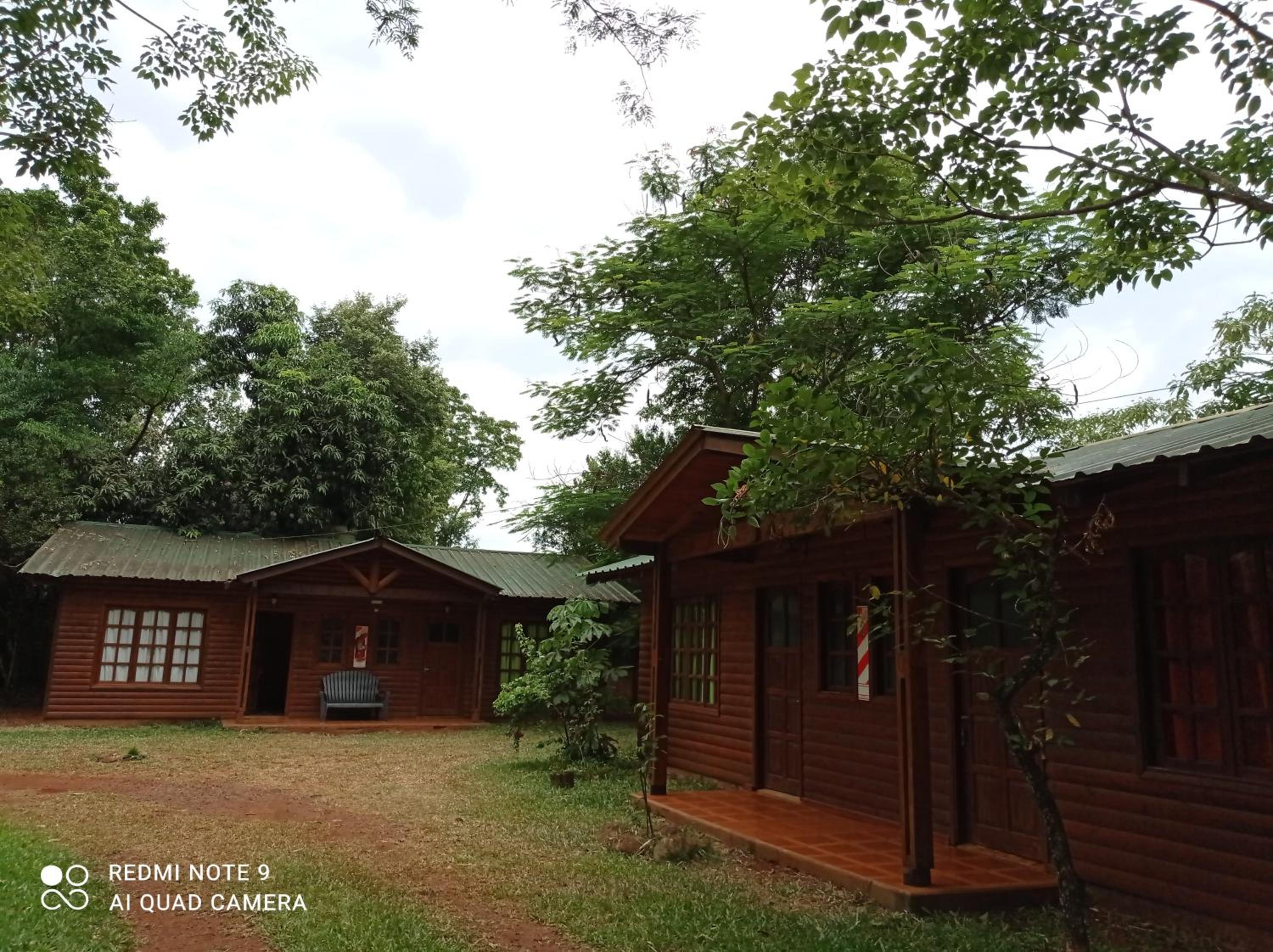 Ma-Ri Cabañas y Camping