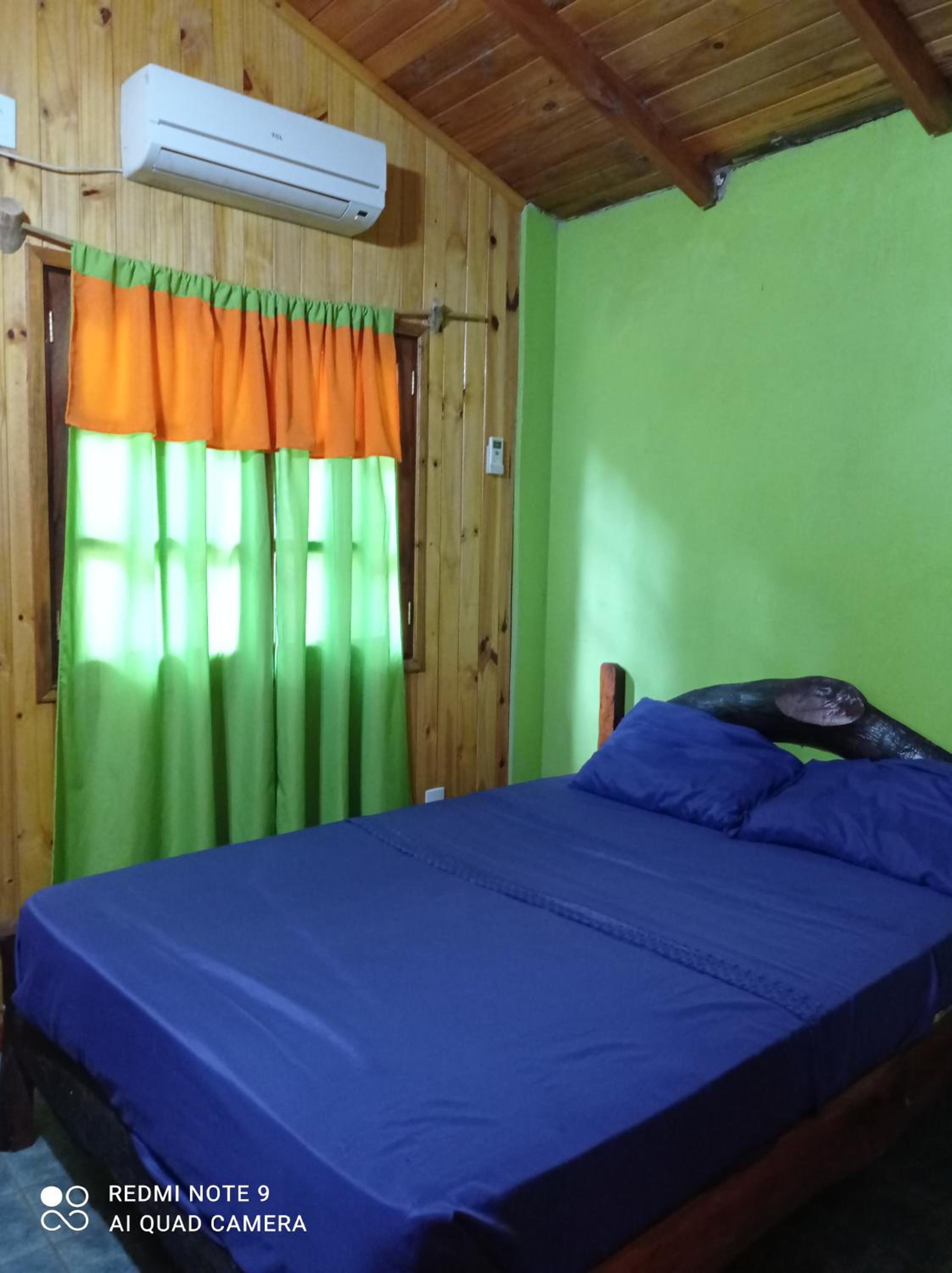 Ma-Ri Cabañas y Camping
