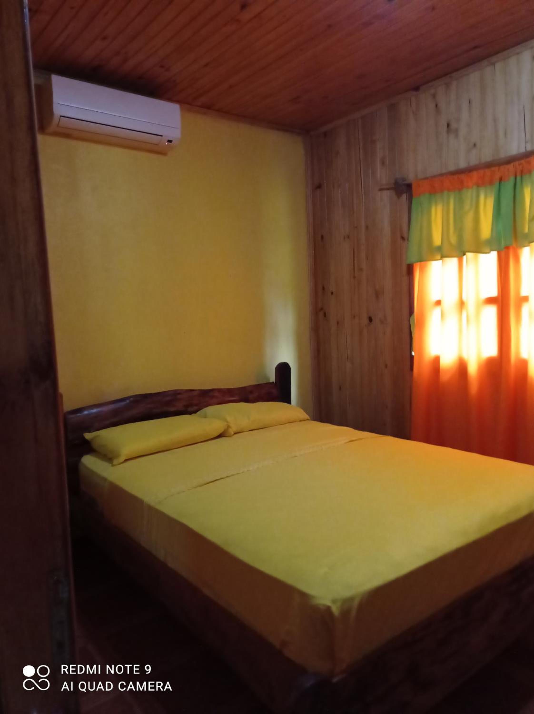 Ma-Ri Cabañas y Camping