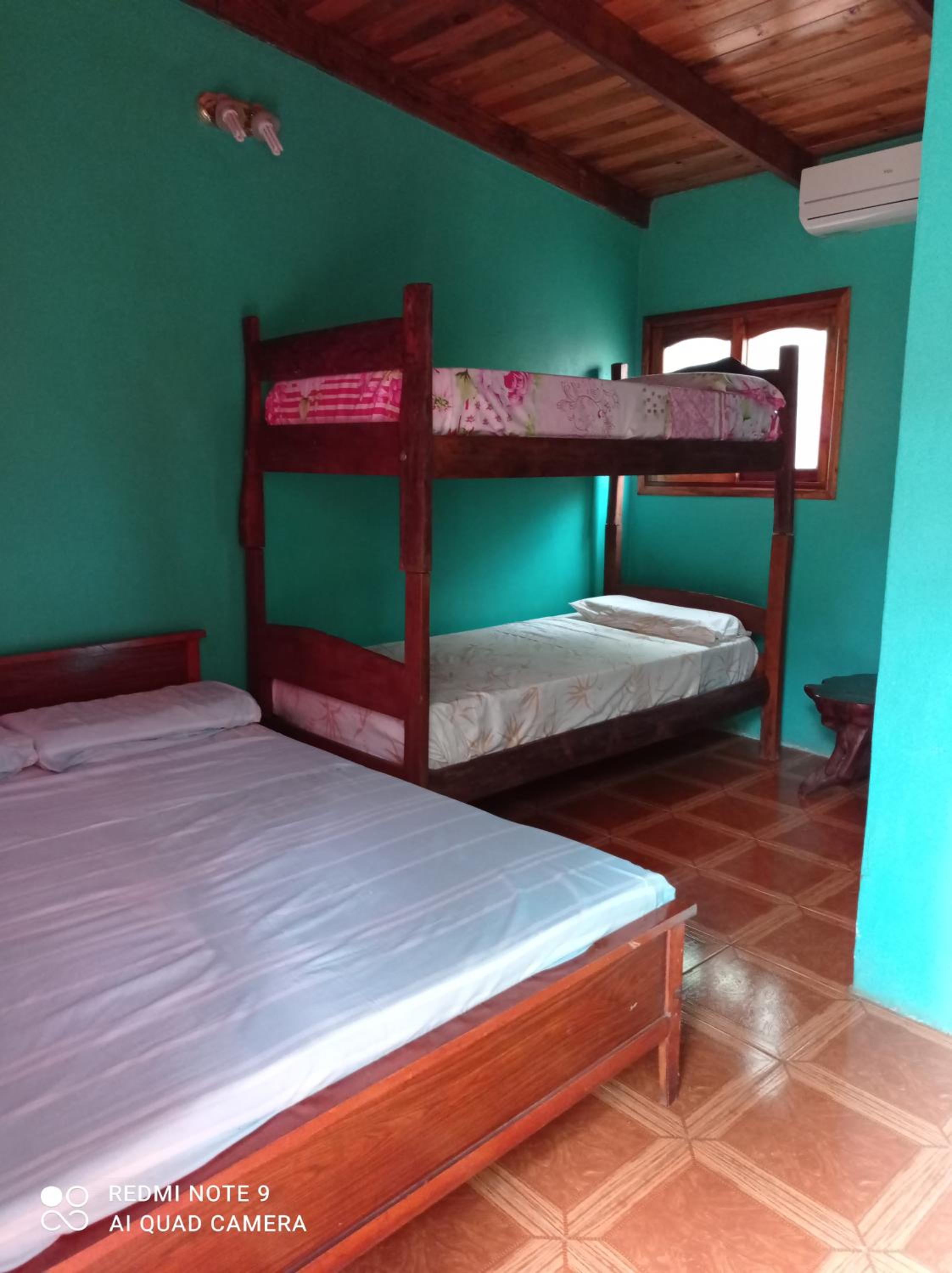 Ma-Ri Cabañas y Camping