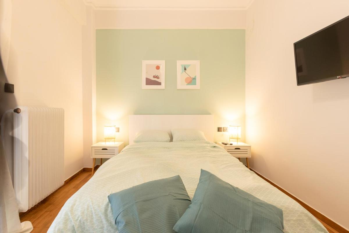 Fully Renovated Stylish flat in Heart of Athens photo 2
