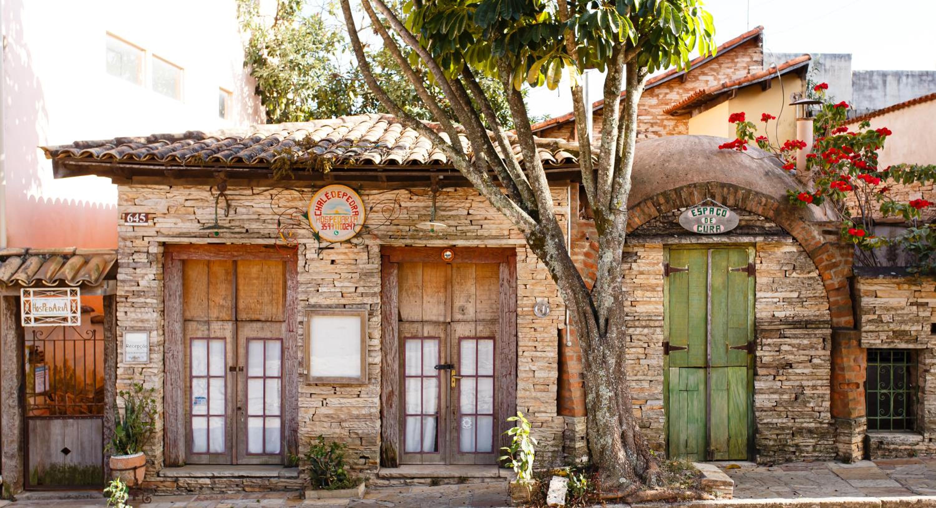 Chalé de Pedra - Hospedaria