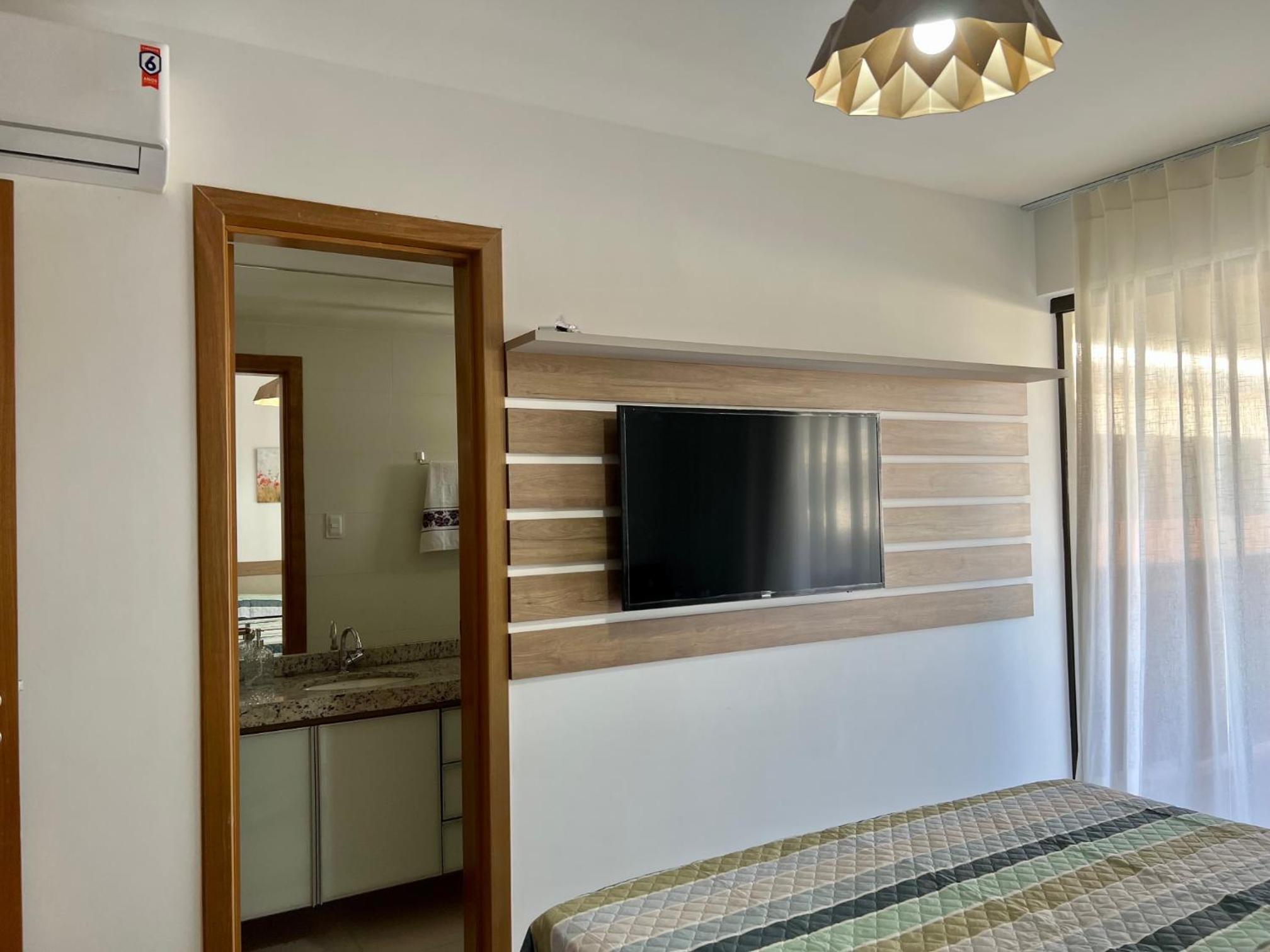 Apto novo Imperia Lounge pé-na-areia Itacimirim