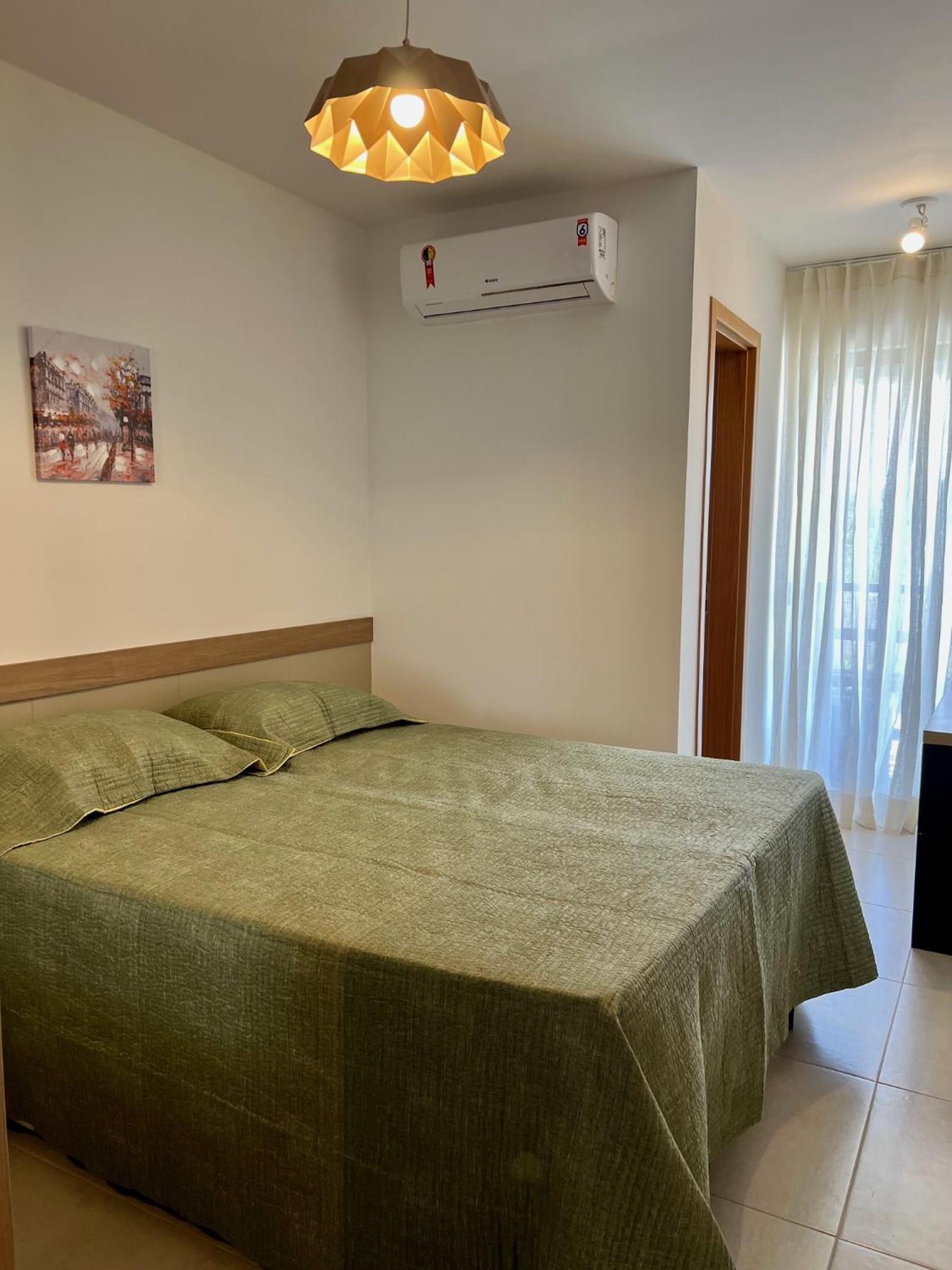 Apto novo Imperia Lounge pé-na-areia Itacimirim