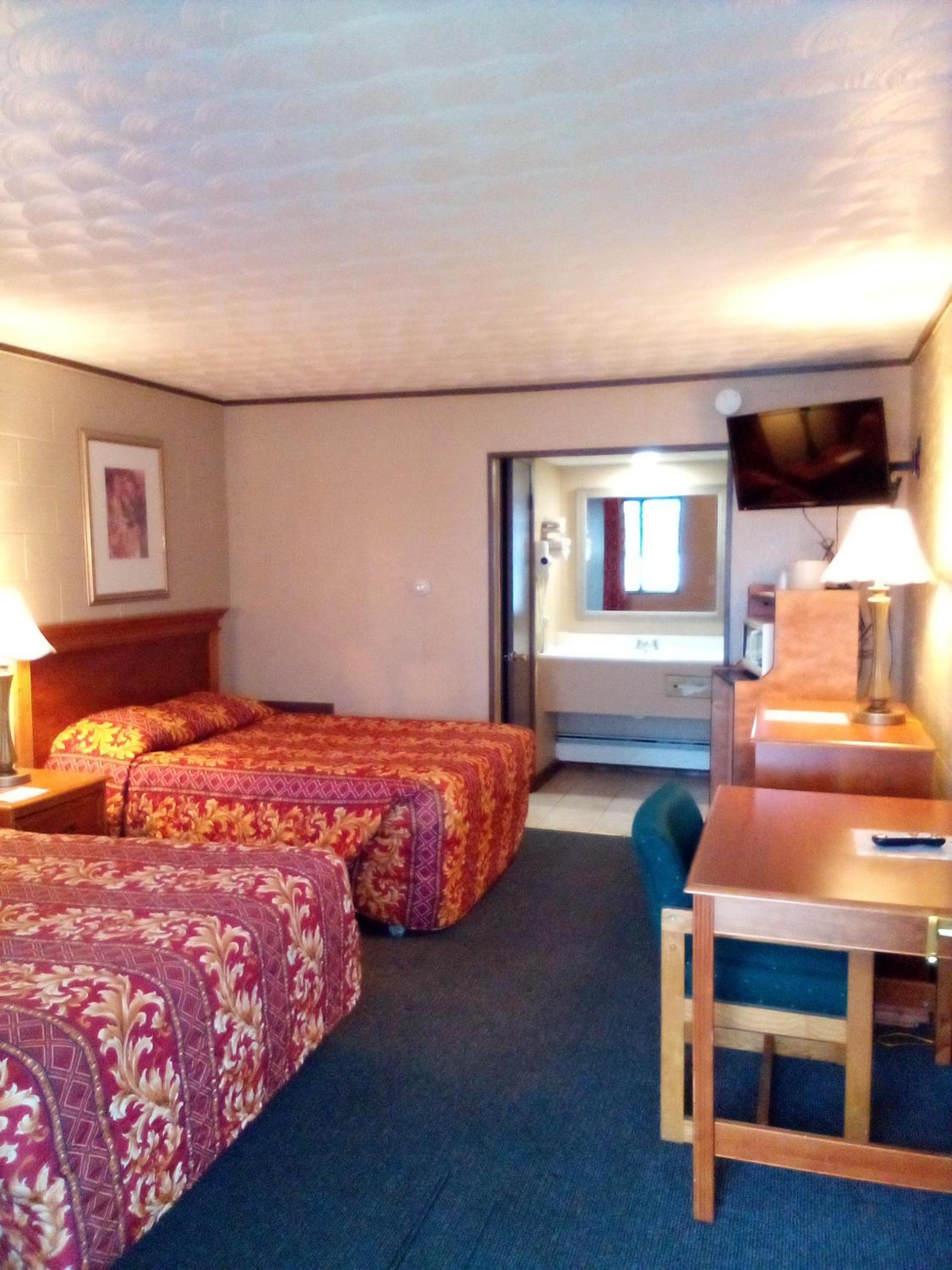 Granada Inn Motel - Kalkaska - Property Image 20