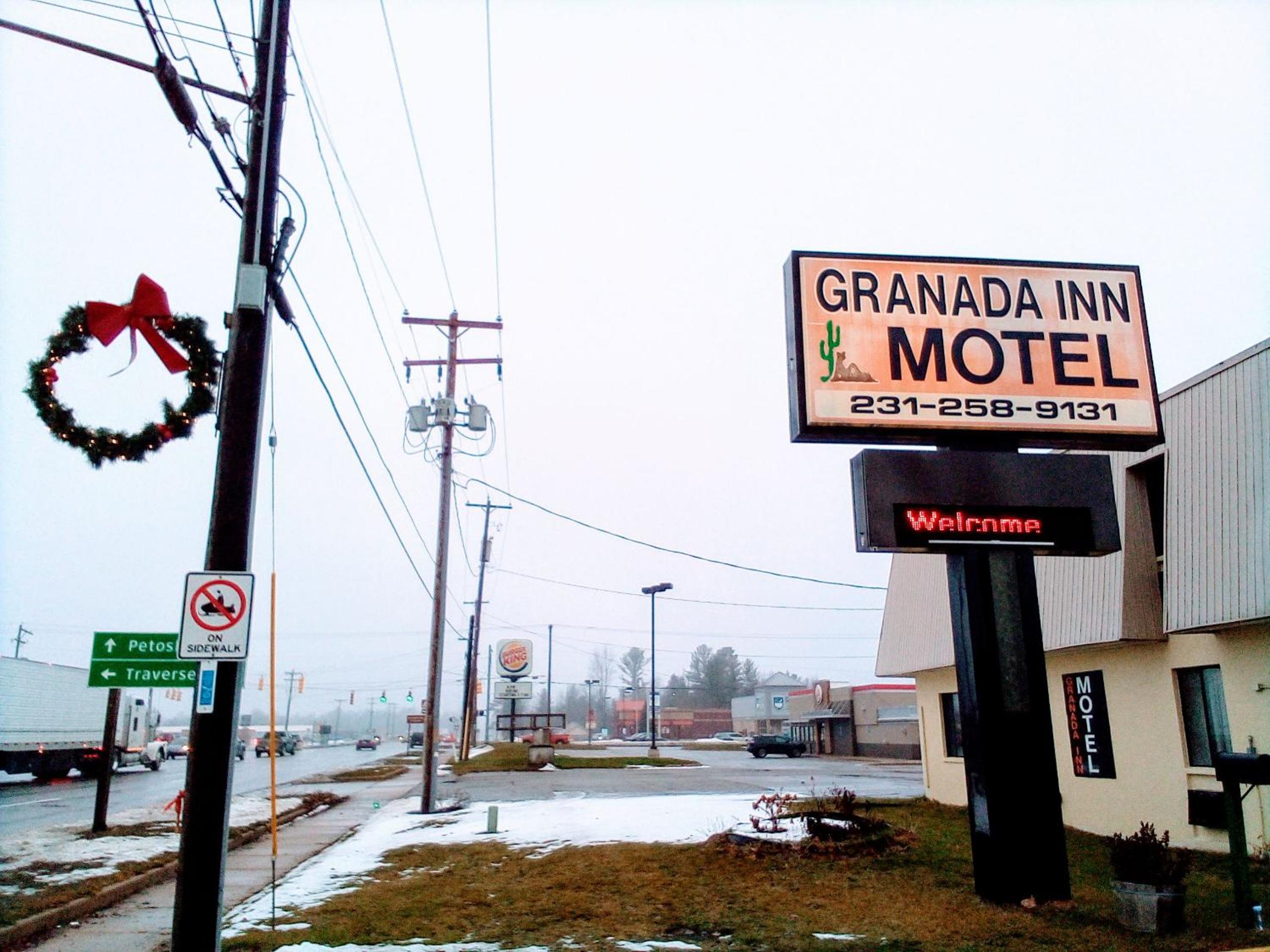 Granada Inn Motel - Kalkaska - Property Image 21