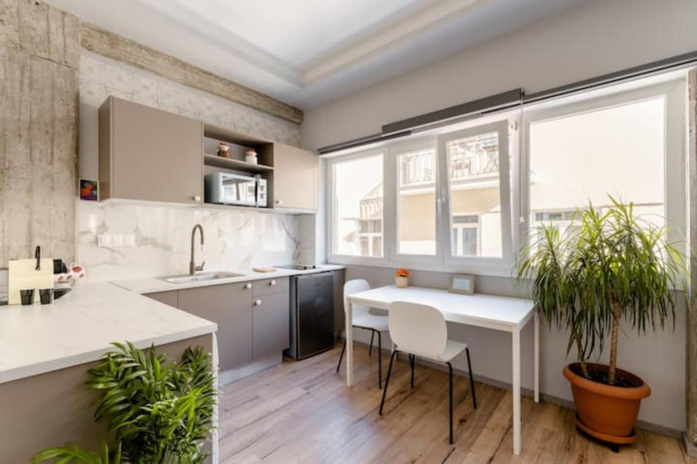 Na'maste Apartments