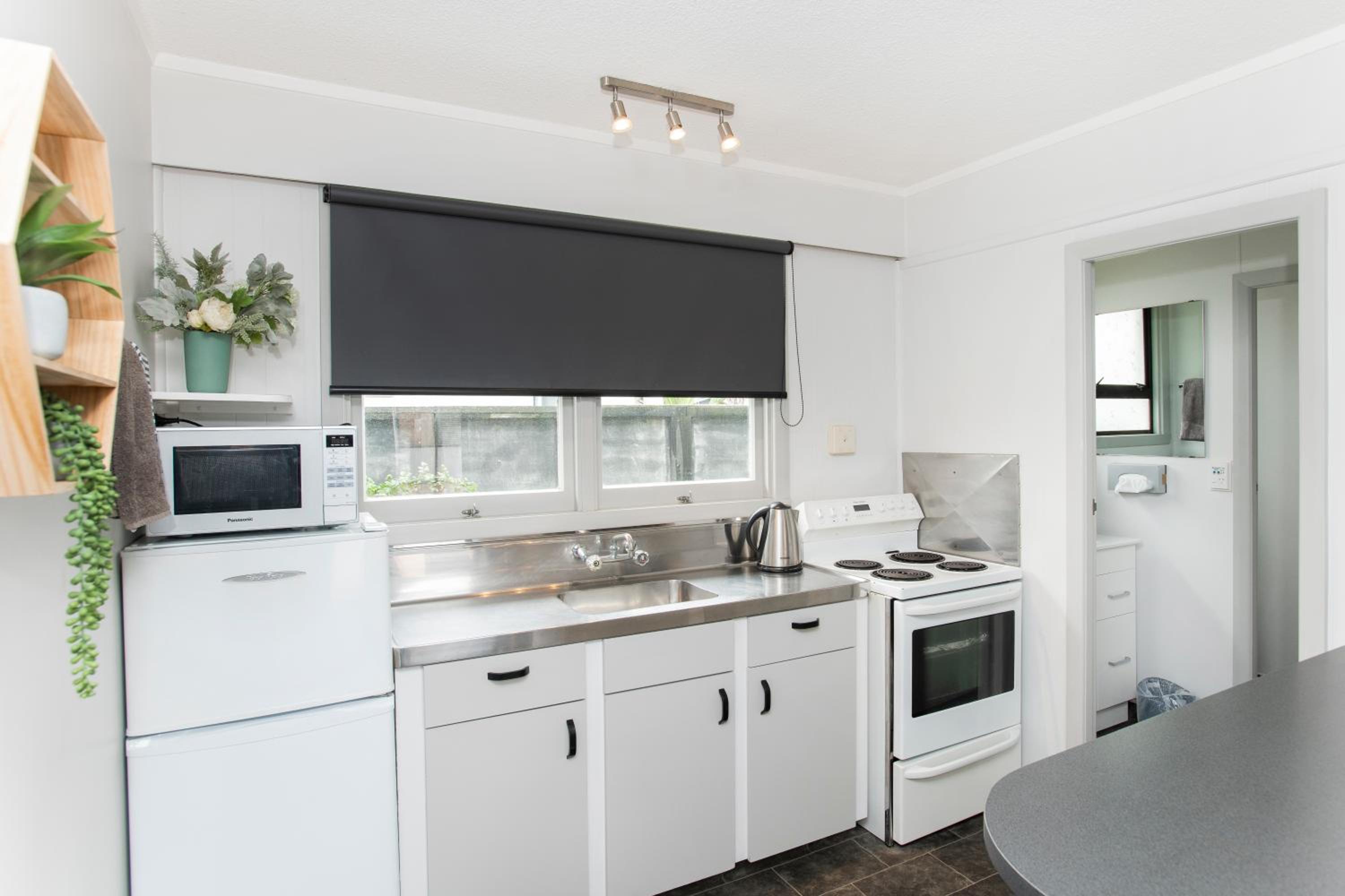 Waikanae Beach Motel