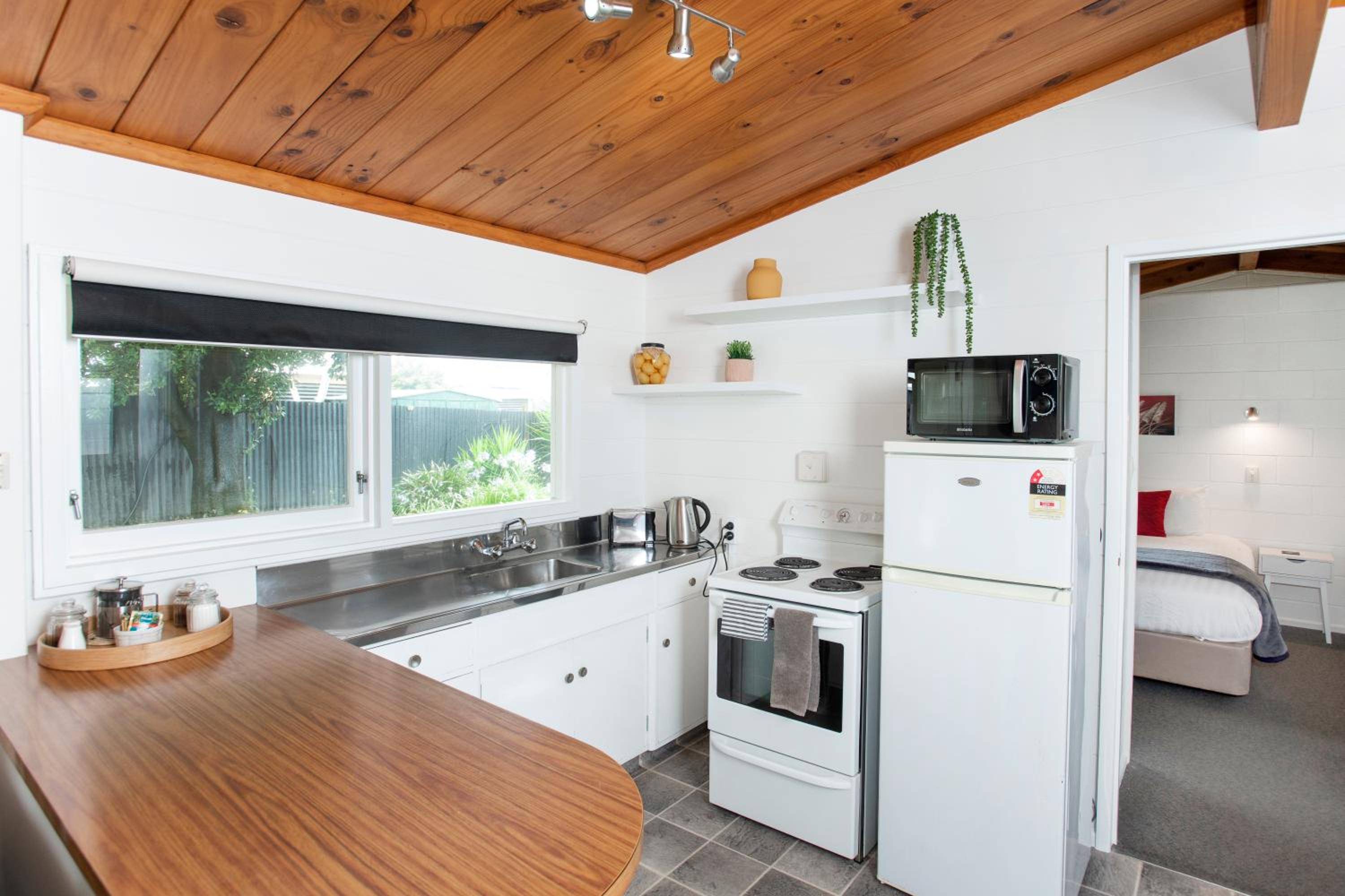 Waikanae Beach Motel