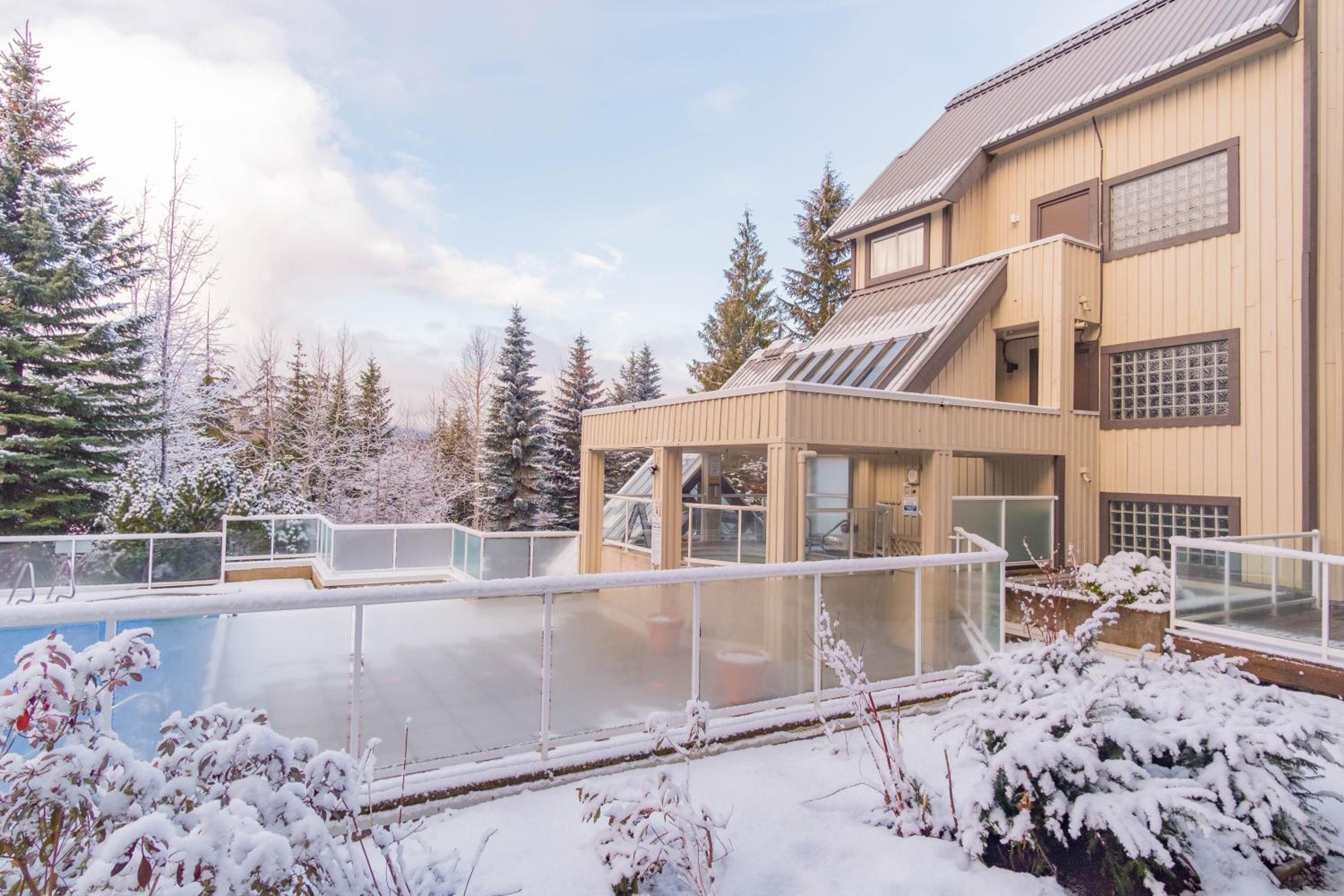 Wildwood Lodge by Outpost Whistler