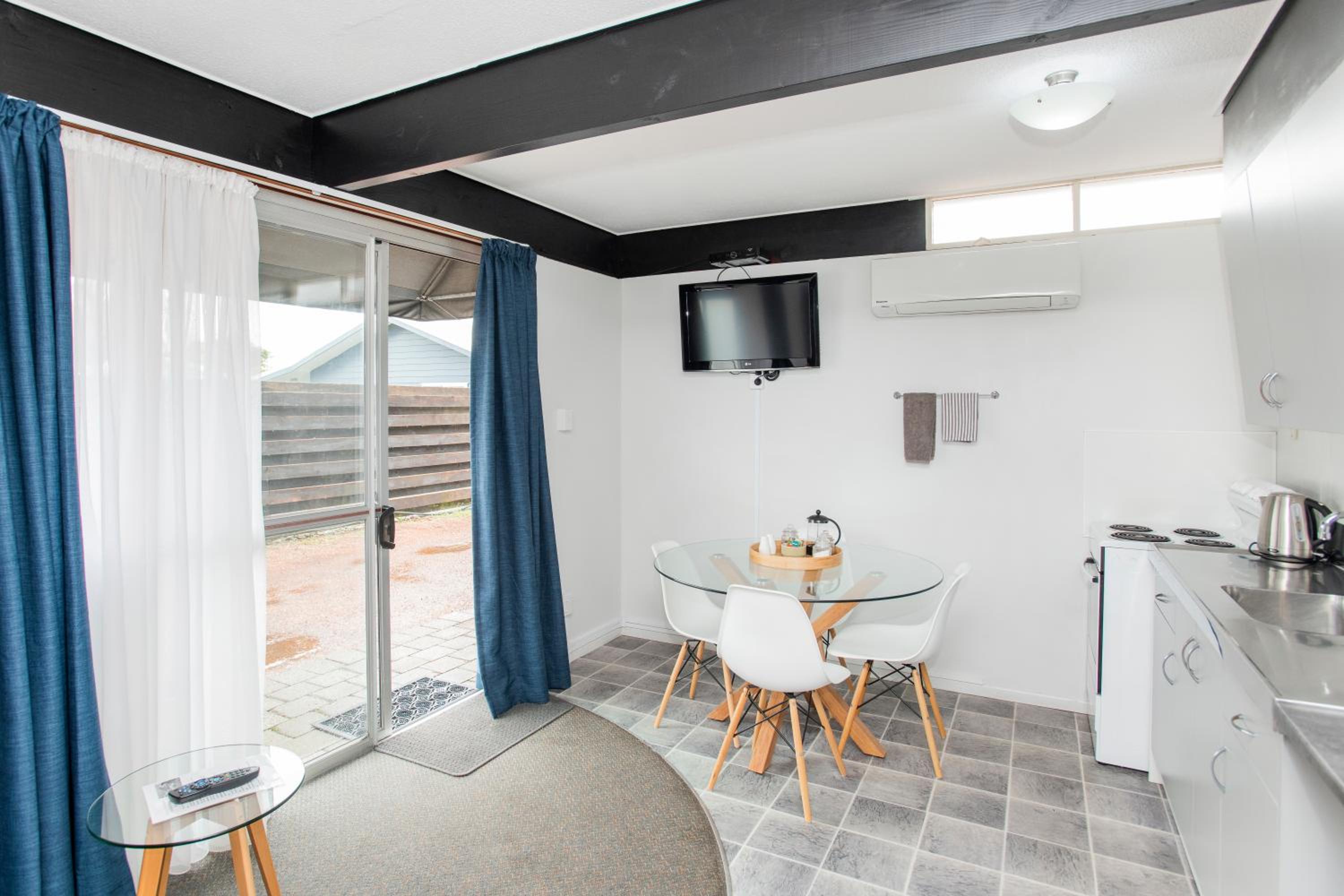 Waikanae Beach Motel