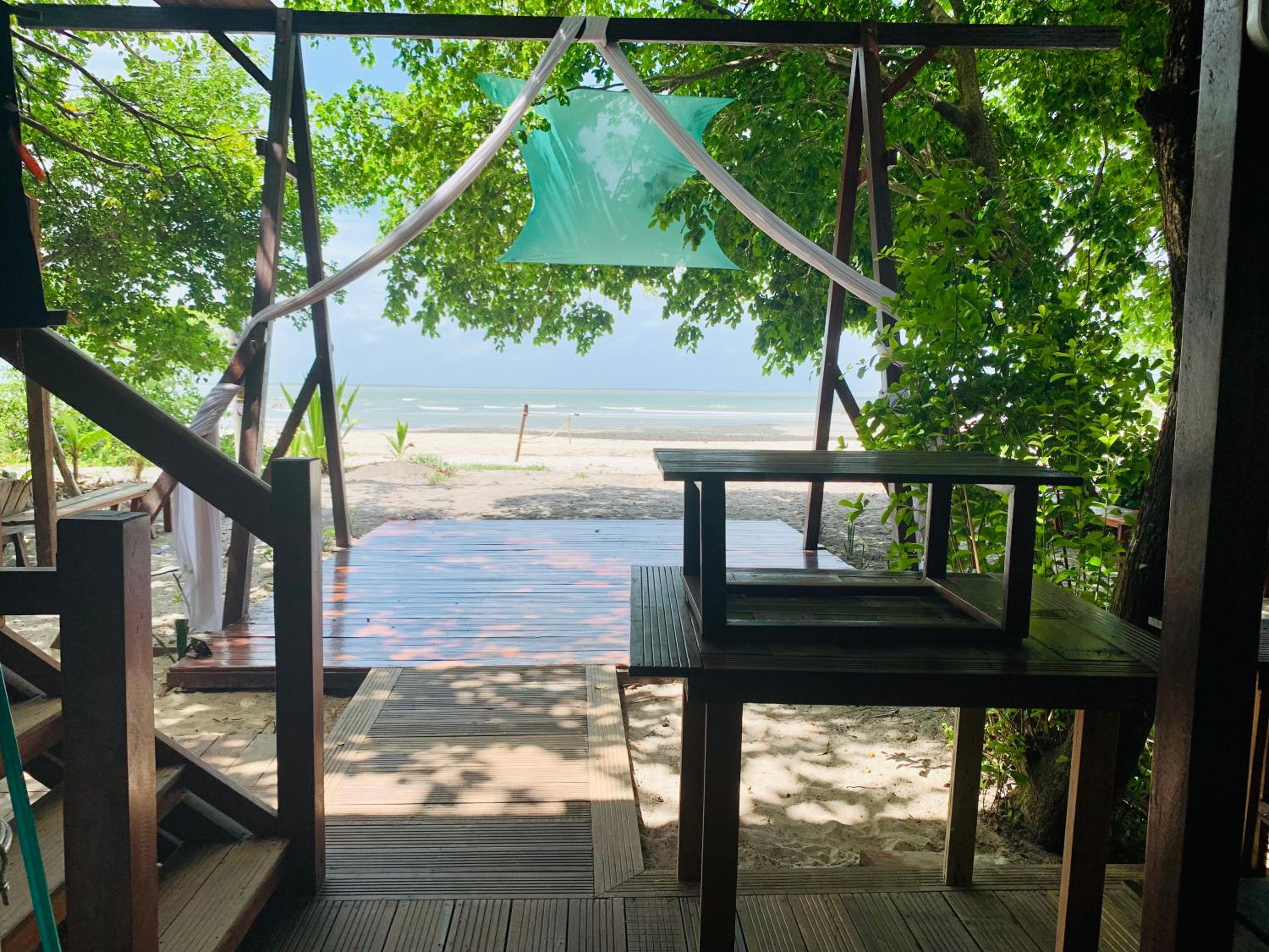 Island Escape Algodoal