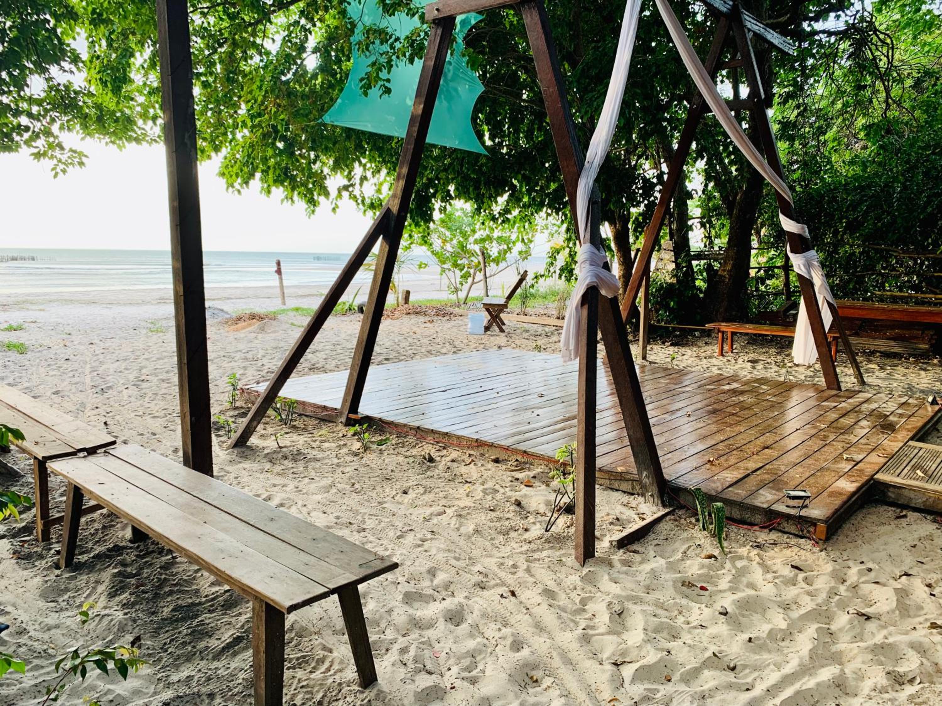 Island Escape Algodoal
