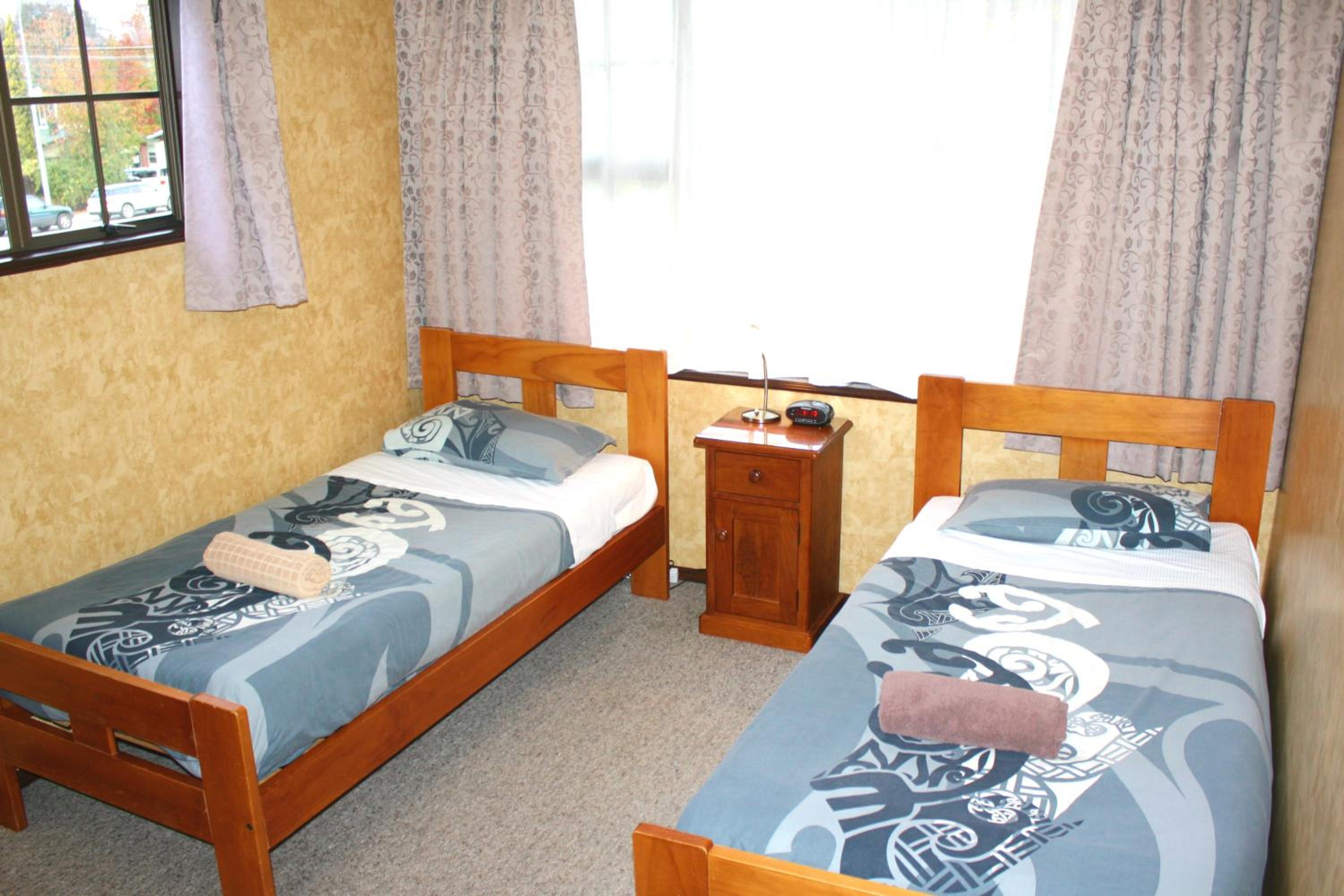 Queenstown Holiday Park Creeksyde