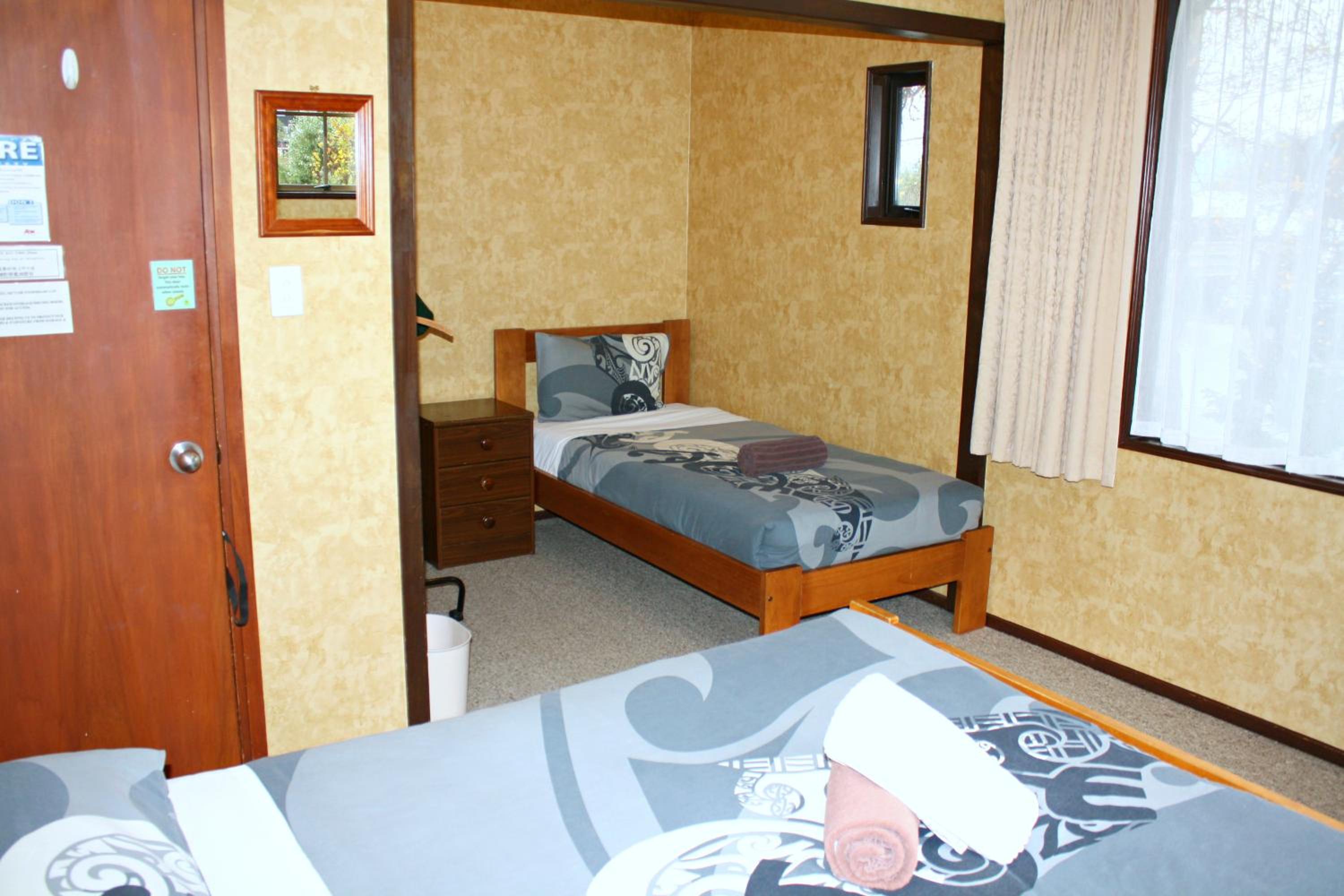 Queenstown Holiday Park Creeksyde