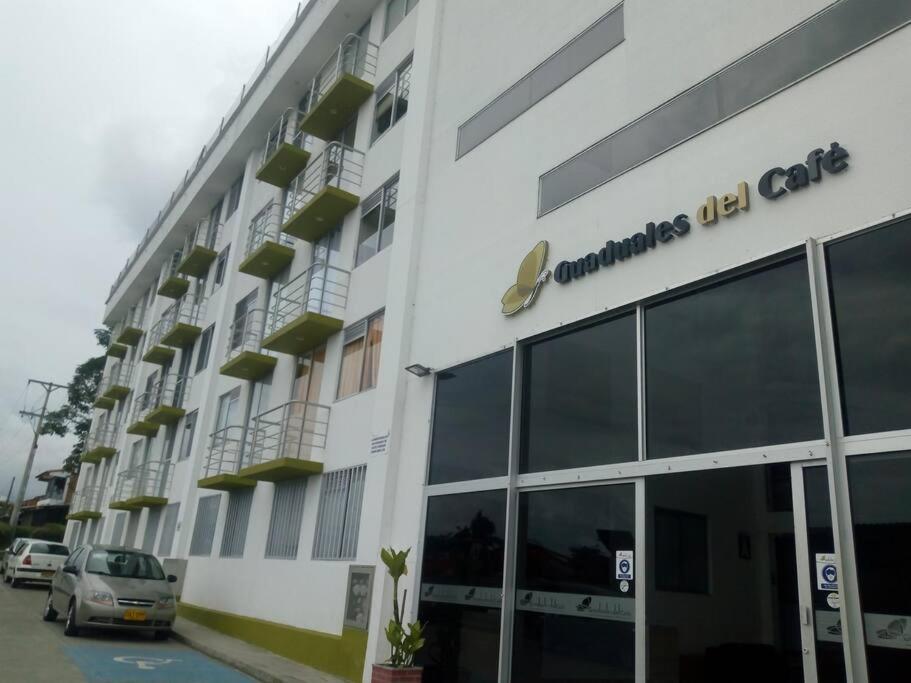Apartamento cerca parque del Café con Piscina