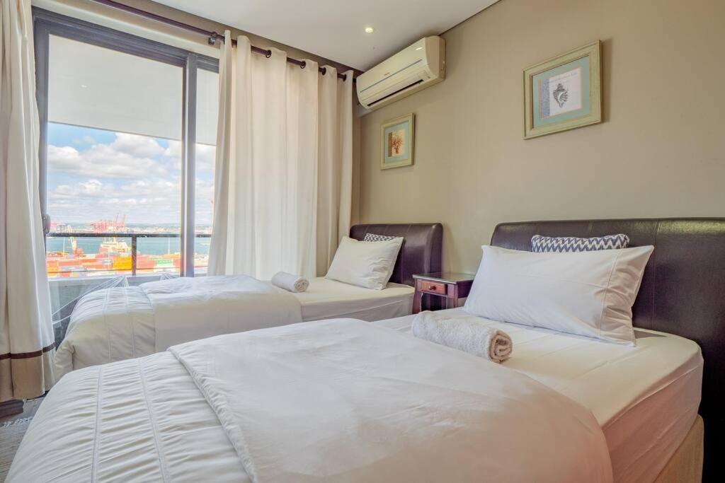 Executive apartment at Ushaka Marine - 95 Spinnaker view 3