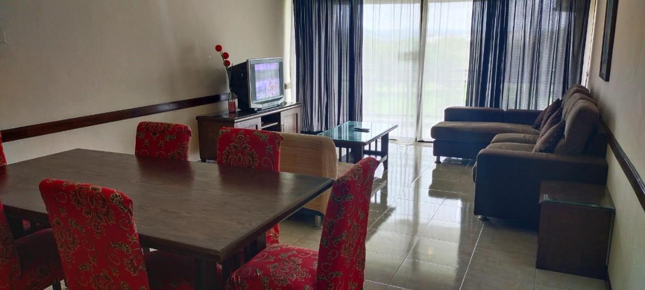 Condo D'Savoy A Famosa Resort Melaka Homestay
