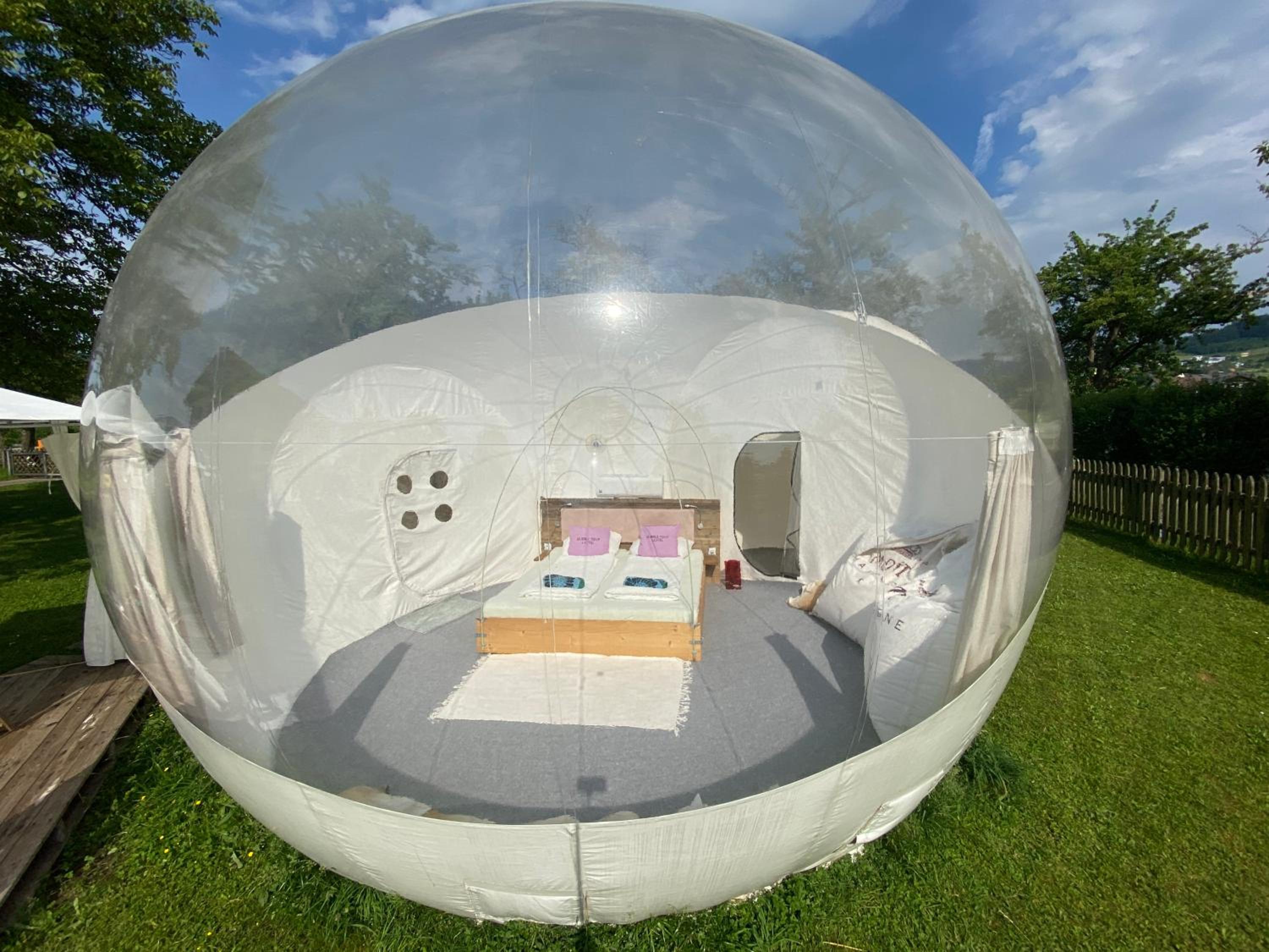 Bubble Tent Hotel