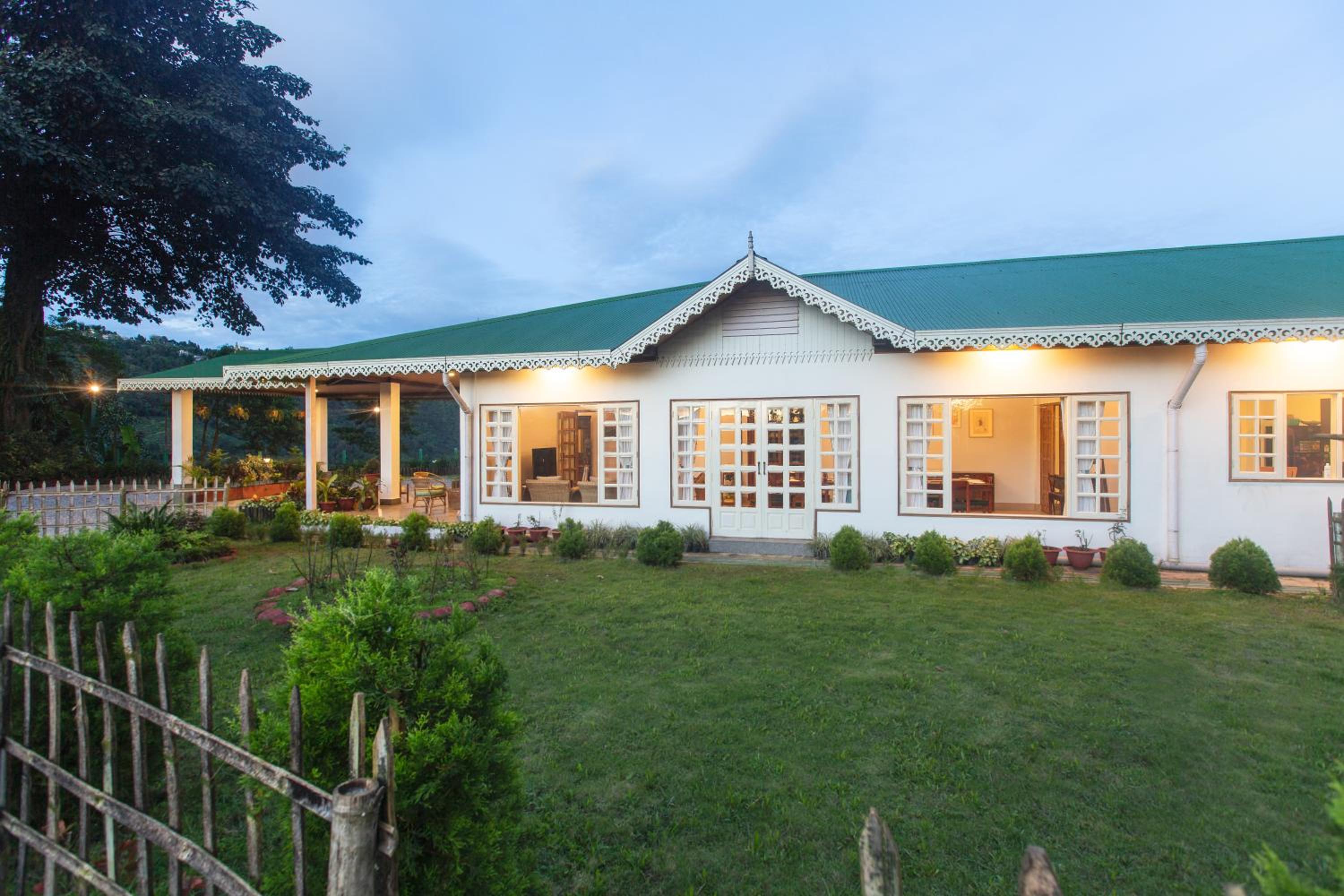 amã Stays & Trails Makaibari Bungalow, Darjeeling view 5