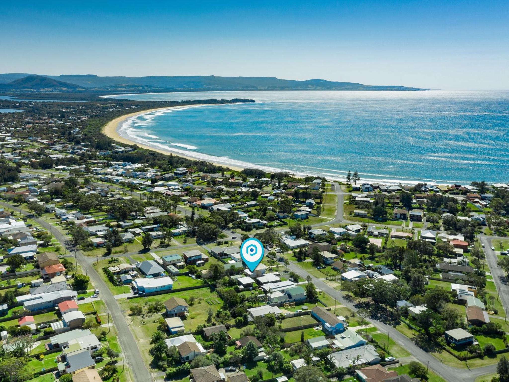 Sunfish Pet Friendly 4 Mins Walk to Beach