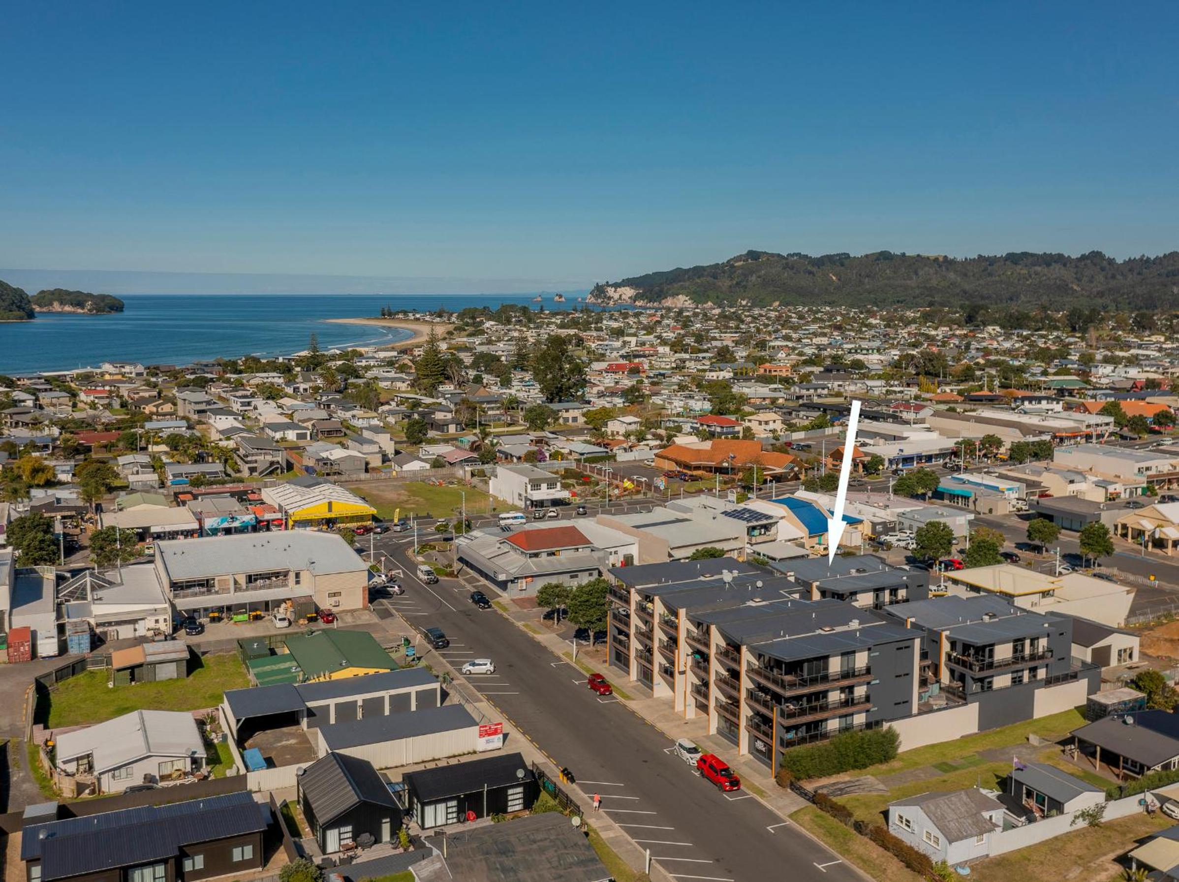 Beachy Keen - Whangamata Holiday Apartment view 4