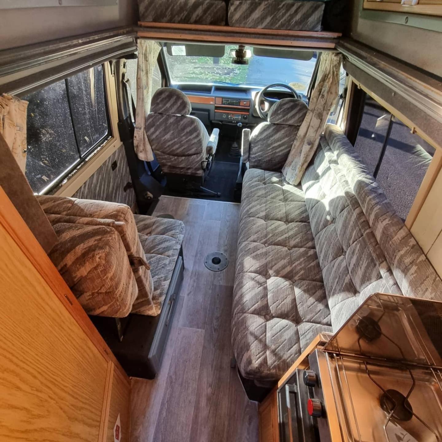 RETRO CAMPER HIRE LTD Campervan Hire Company