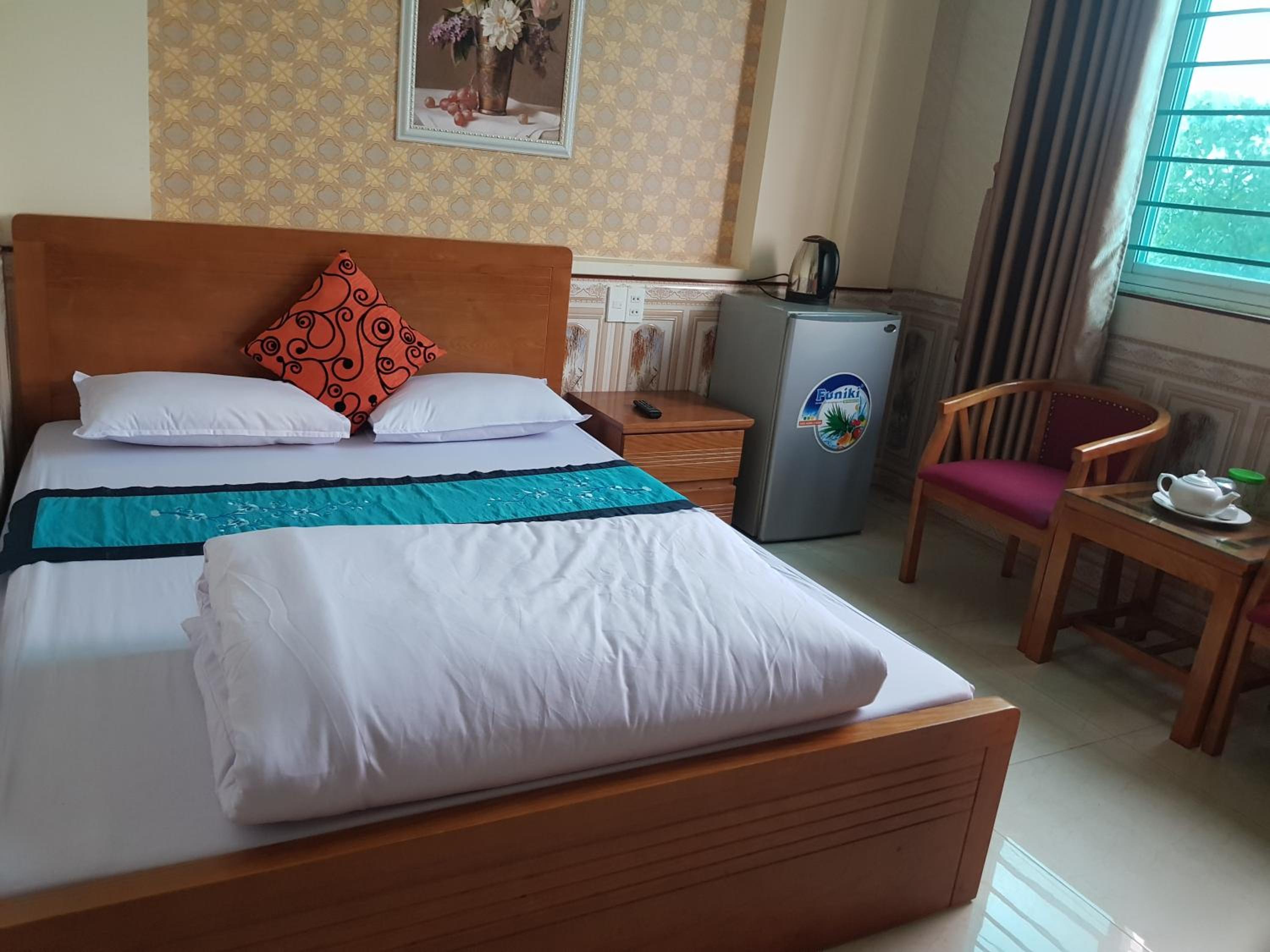 Khách Sạn Hương Sơn