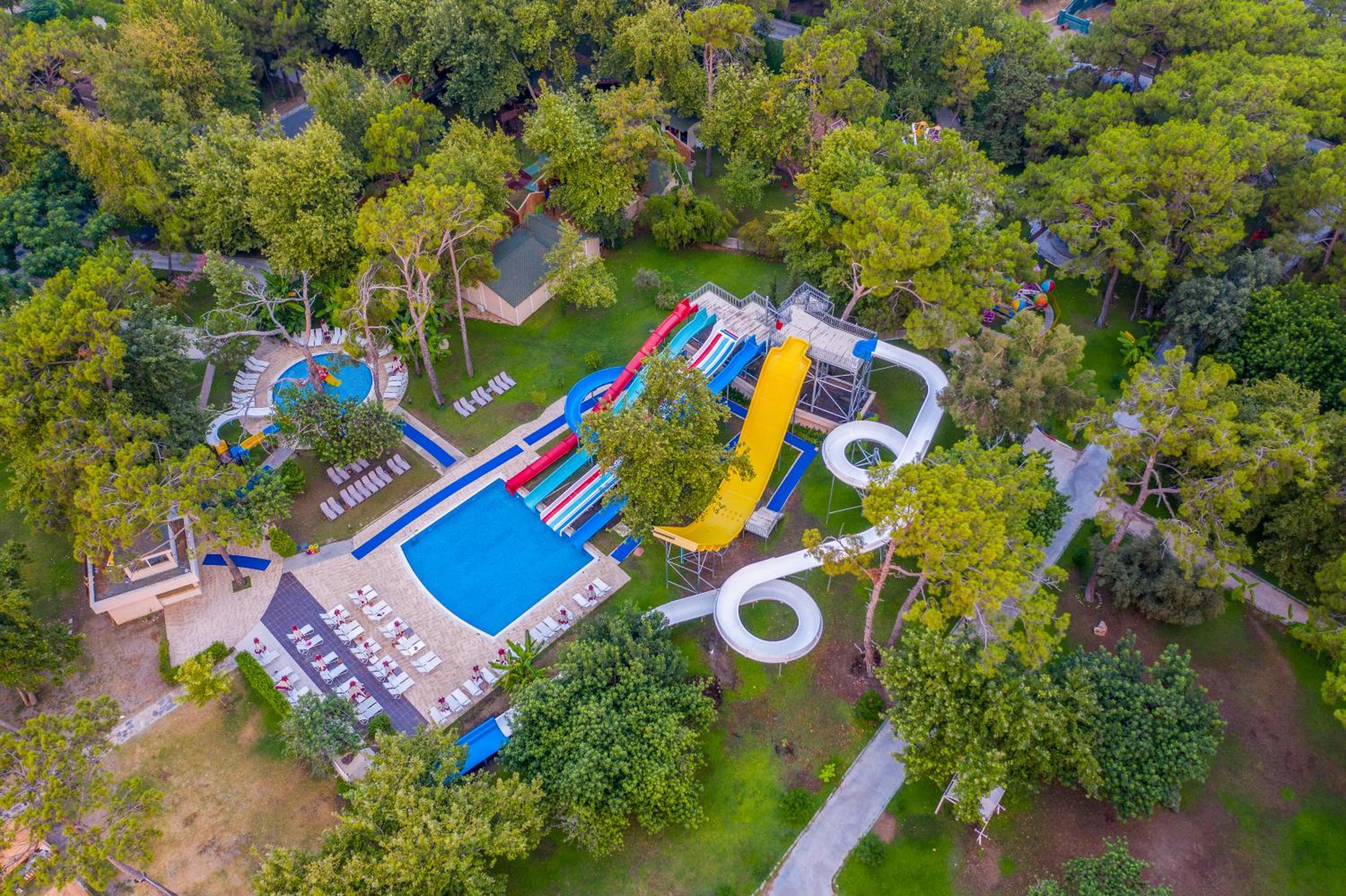Amara Luxury Resort & Villas - Image 16