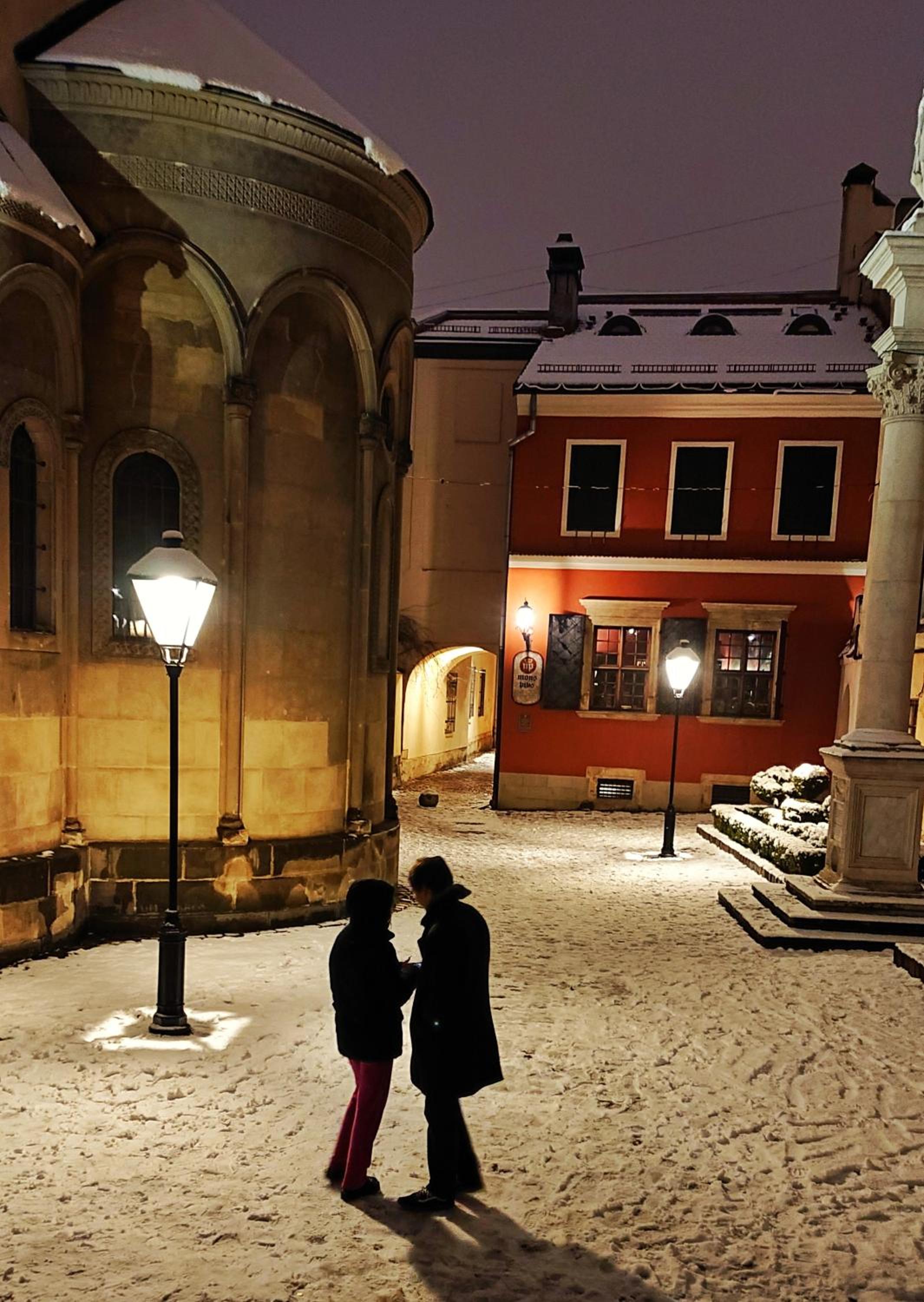 Photo 10