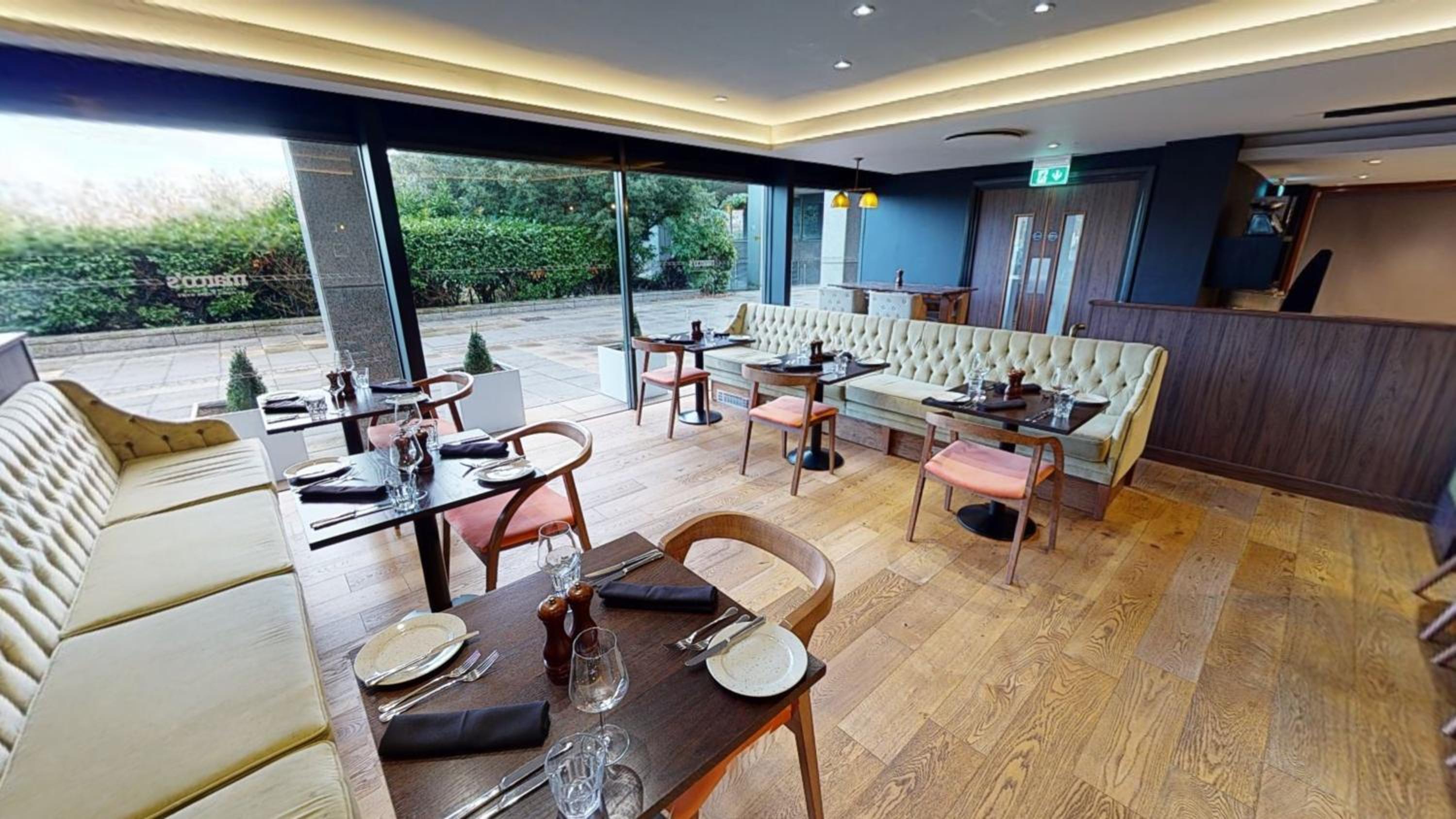 Milton Keynes Vacations - Holiday Inn Milton Keynes Central, an IHG Hotel - Property Image 8