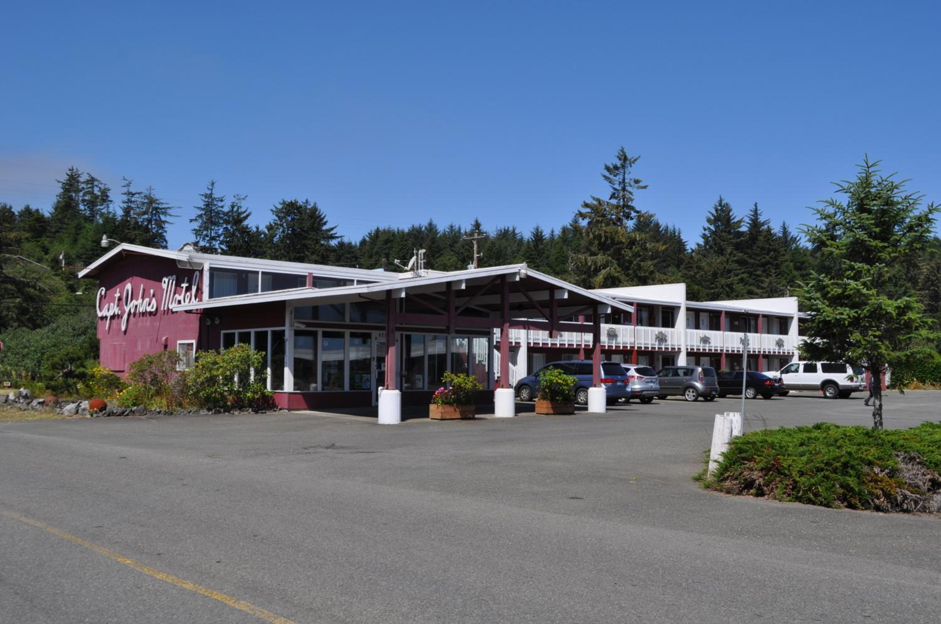 Captain John's Motel
