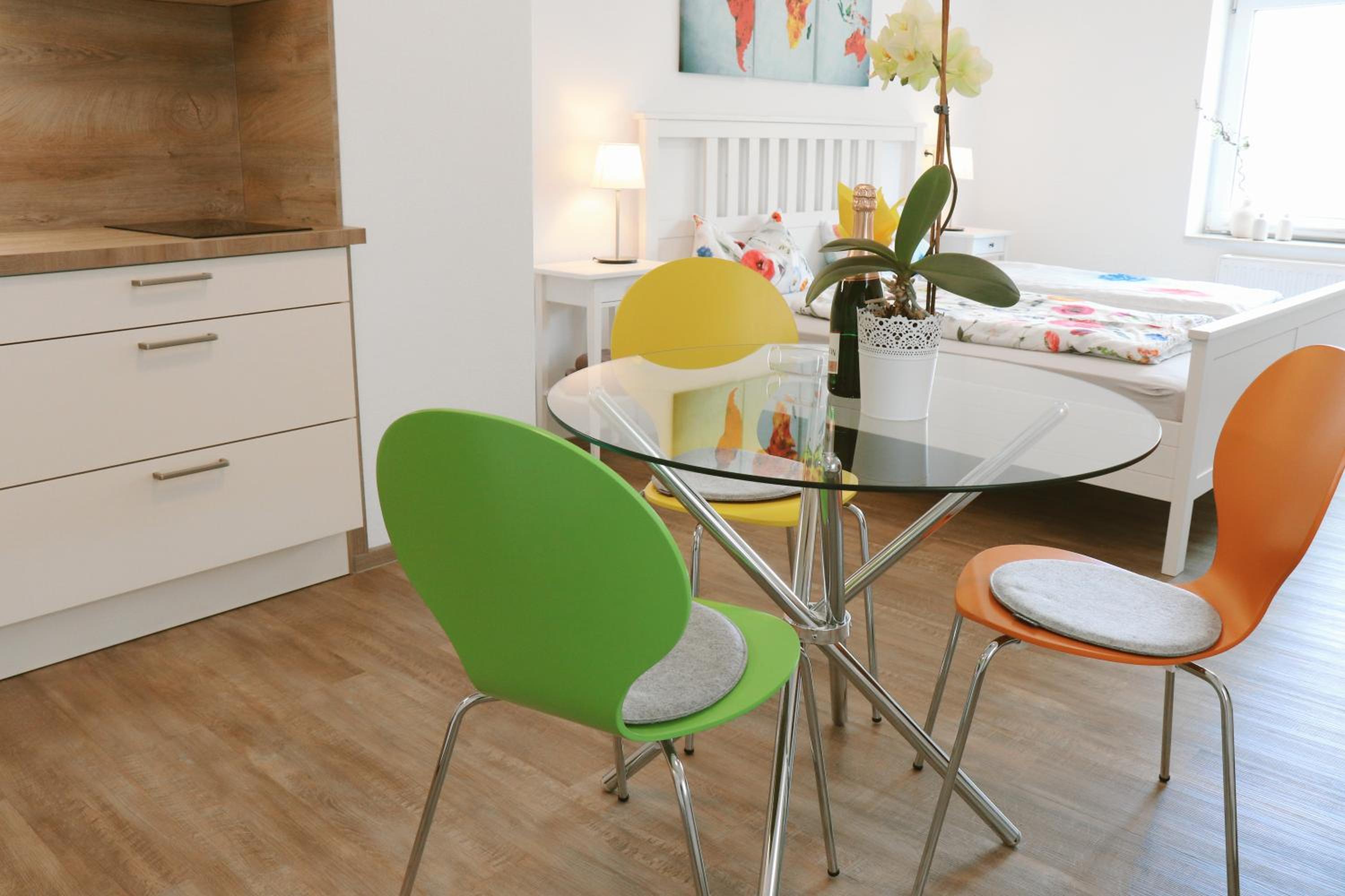 Helles Apartment für 1-2 Pers. mit Parkplatz und WiFi view 3