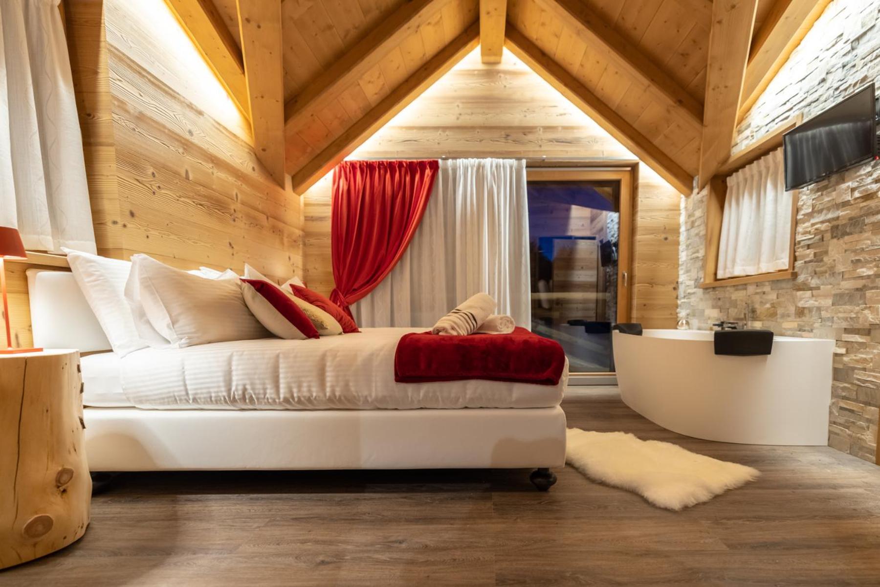 Chalet Imbosc'ché - 5 beautiful rooms in charming B&B photo 2