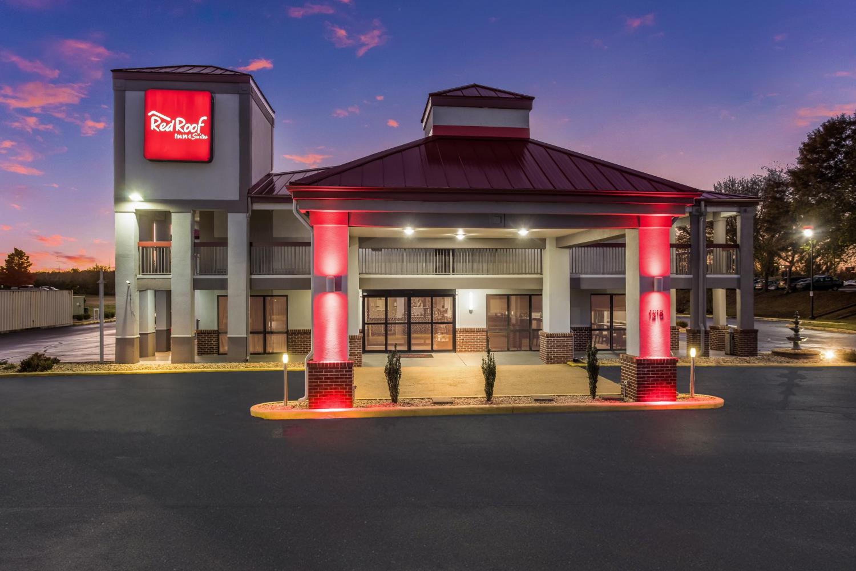 Red Roof Inn & Suites Athens, AL