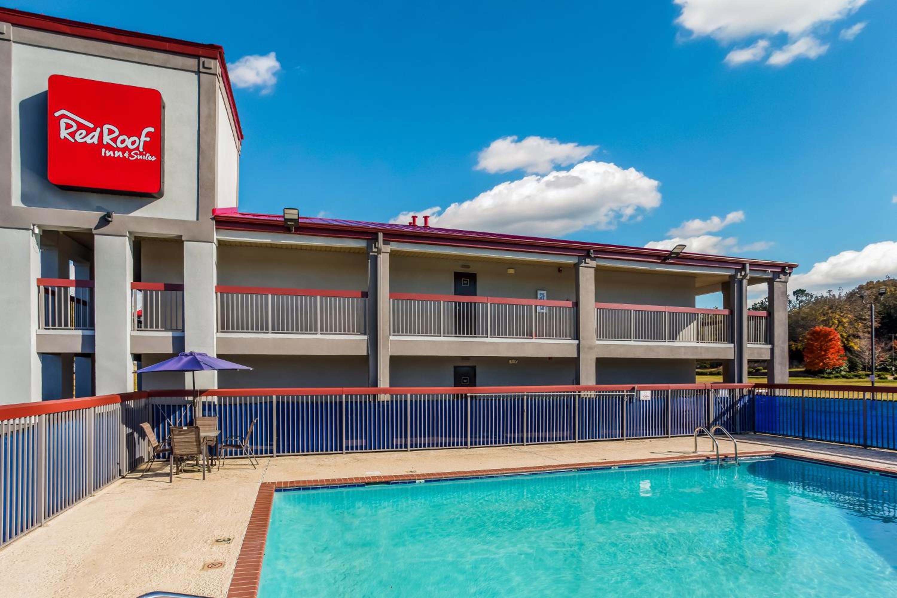 Red Roof Inn & Suites Athens, AL