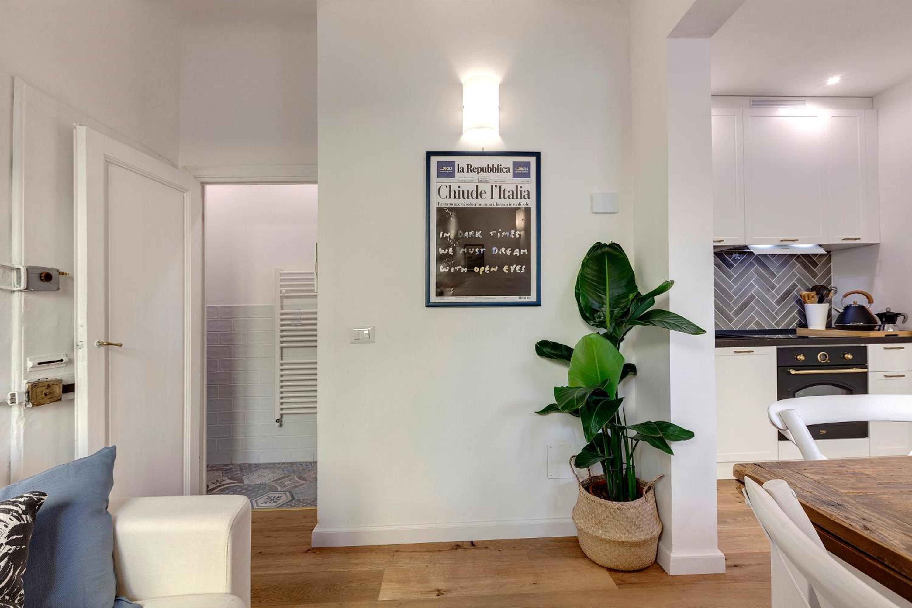 Aida Apartment by Mamo Florence