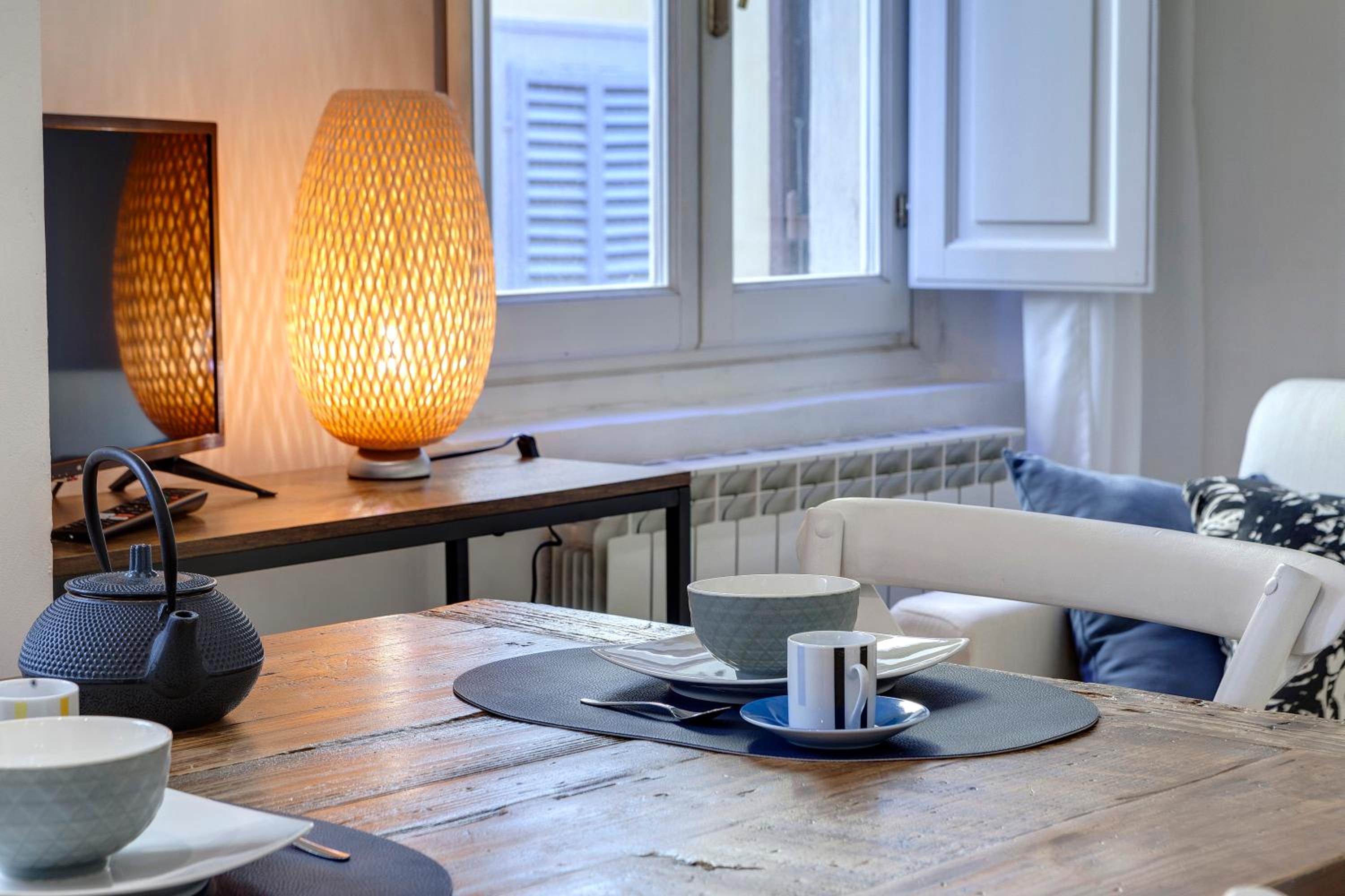 Aida Apartment by Mamo Florence