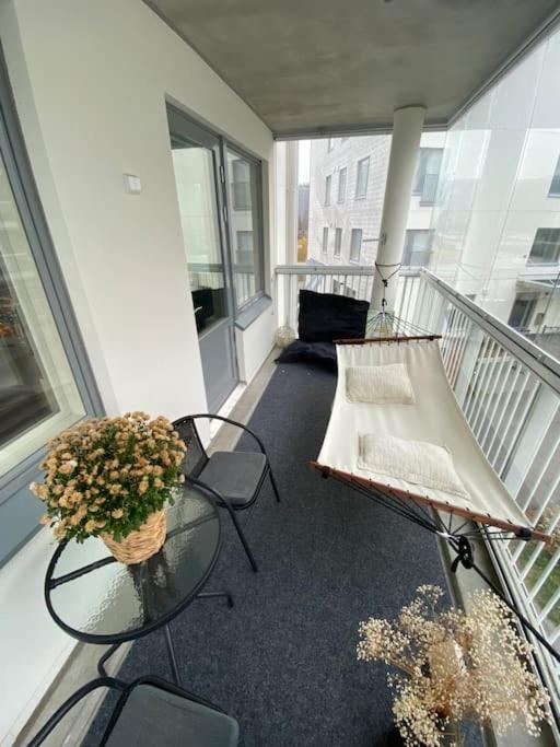 Modern two bedroom apartment near Helsinki Airport view 2
