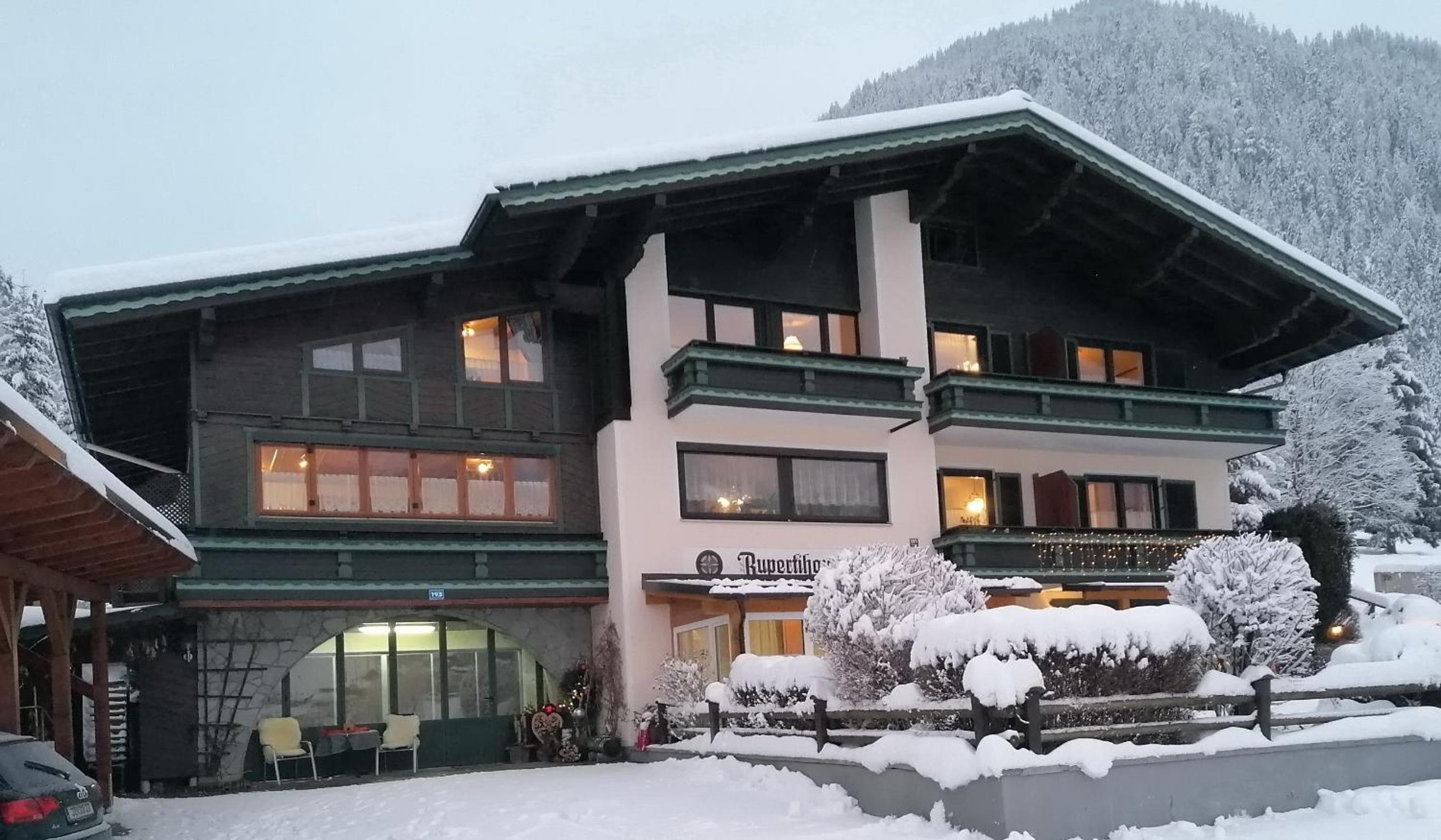 Ferienwohnungen Rupertihaus view 2