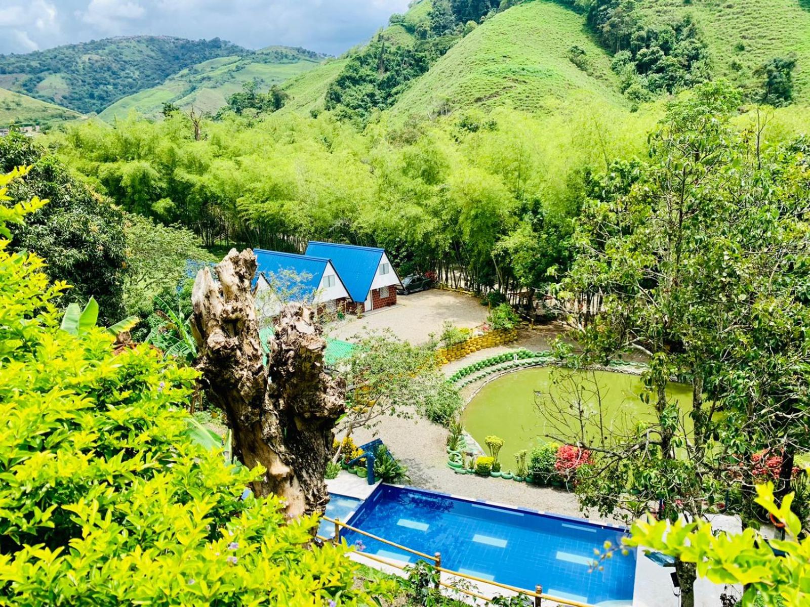 Glamping La Cabanita Santuario view 2