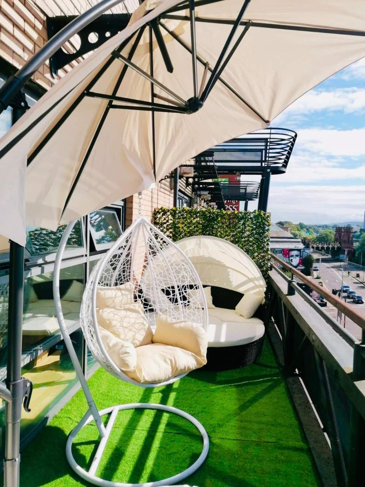 Glasgow City Centre G1 PENTHOUSE with RiverViews - Duplex - 4 Bedrooms, 3 Bathrooms, Kitchen, 1 Living room, 1 Dining room, 2 Terraces, Parking, Top Floor, view 5
