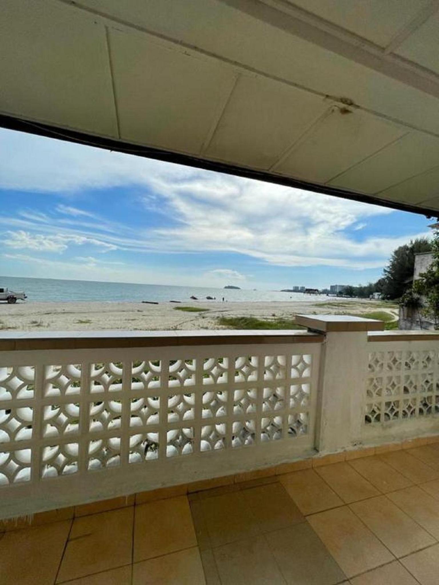 A-l-2-3 Dua Bilik SeaView photo 5