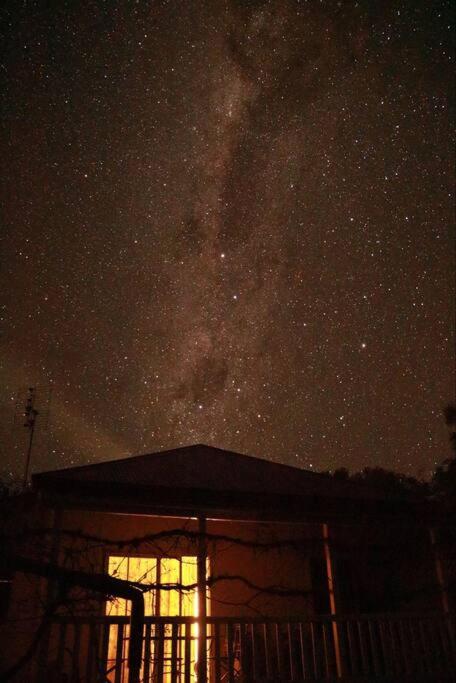 Glenlyon Dam Holiday Cottage & Farmstay